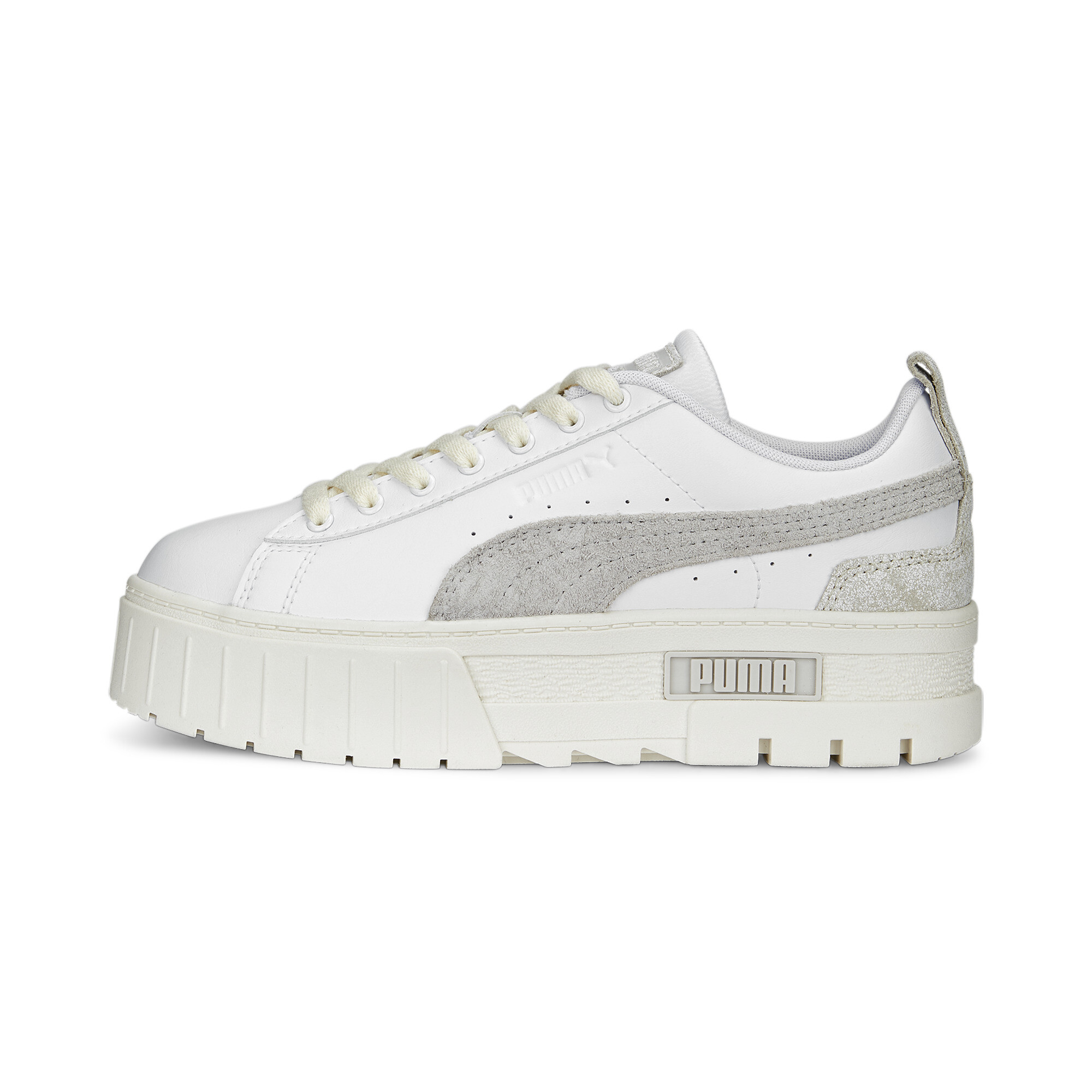 Women's PUMA Mayze Thrifted Sneakers In 20 - White, Size EU 40