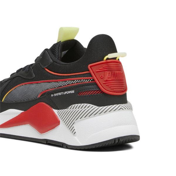Red and black pumas 3d top