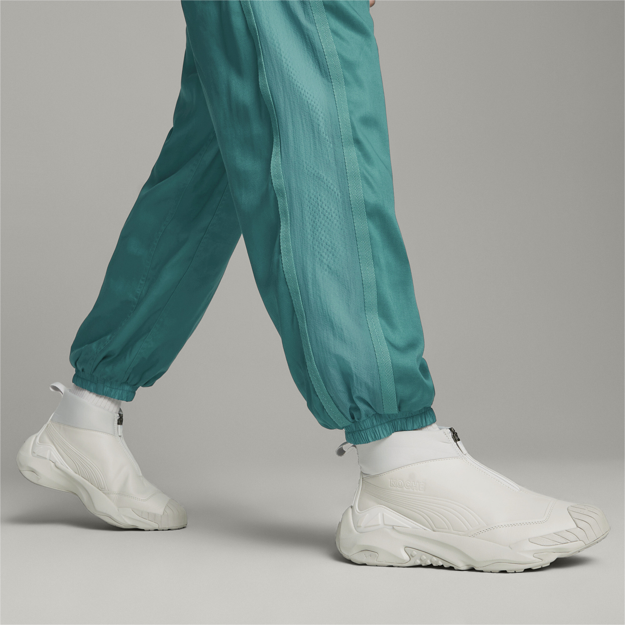 Men's PUMA X KOCHÃ Mid Plexus Sneakers In Gray, Size EU 38