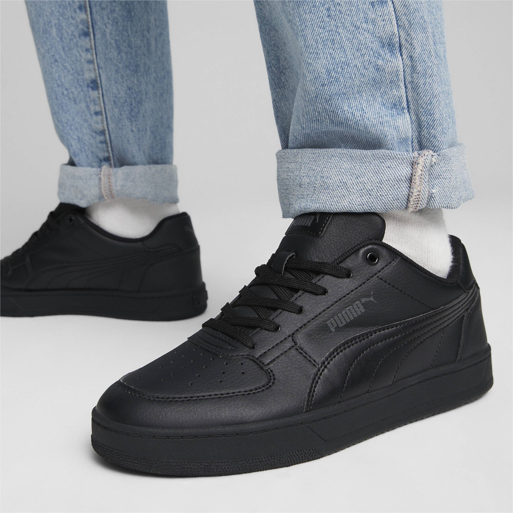 Men's PUMA Caven 2. 0 Sneakers In Black, Size EU 42