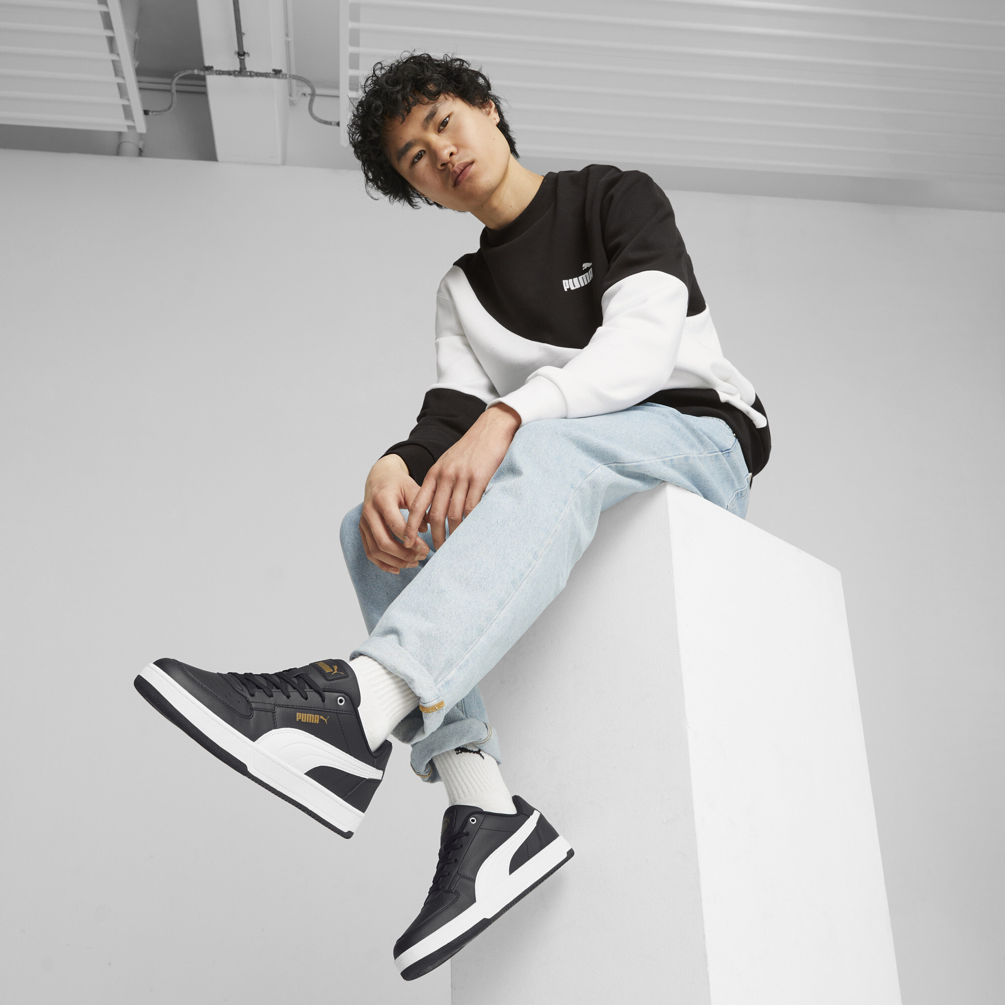 PUMA Caven 2.0 uniseks sneakers, Zwart/Wit/Goud, Maat 41 thumbnail 7