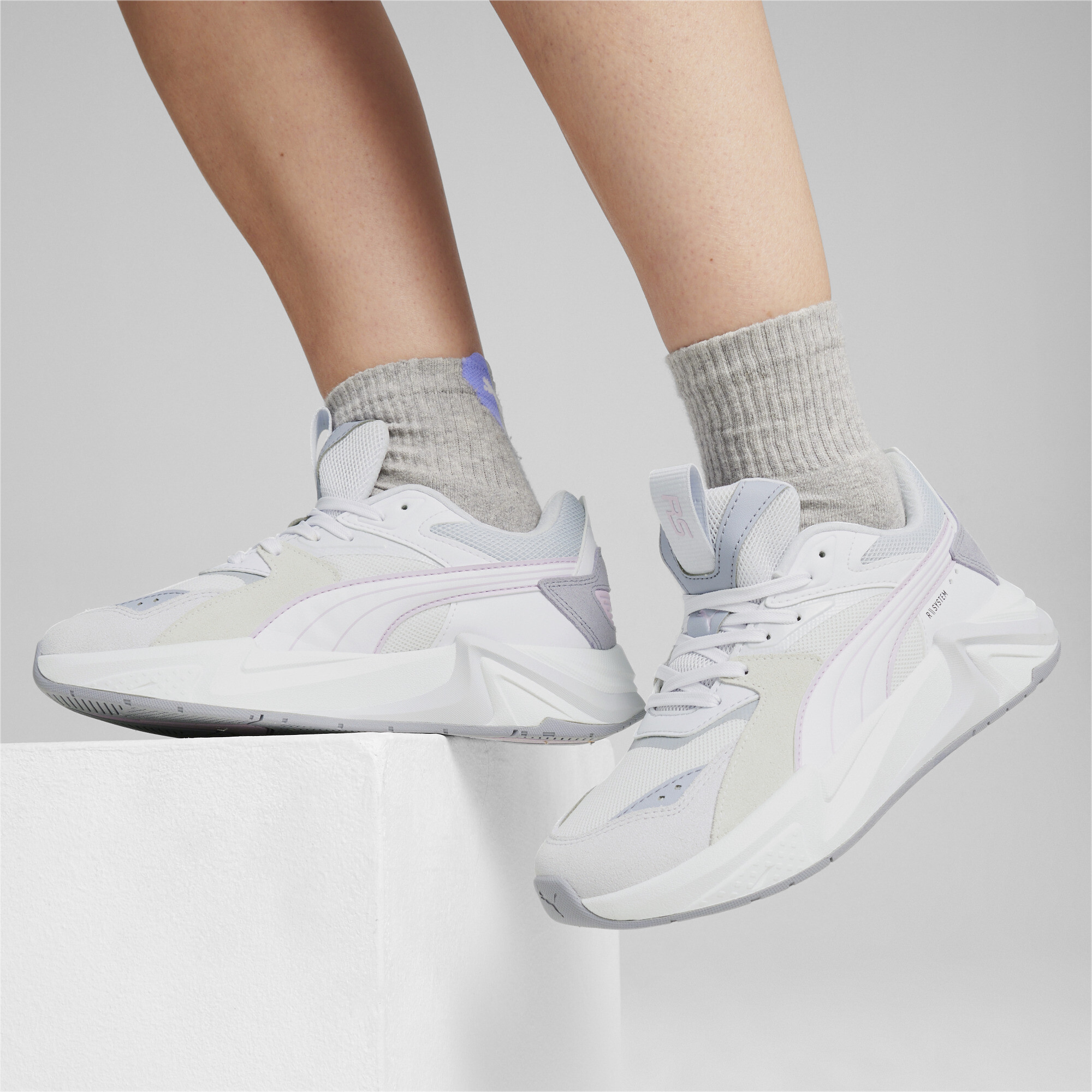 Women's PUMA RS-Pulsoid Sneakers In White, Size EU 35.5