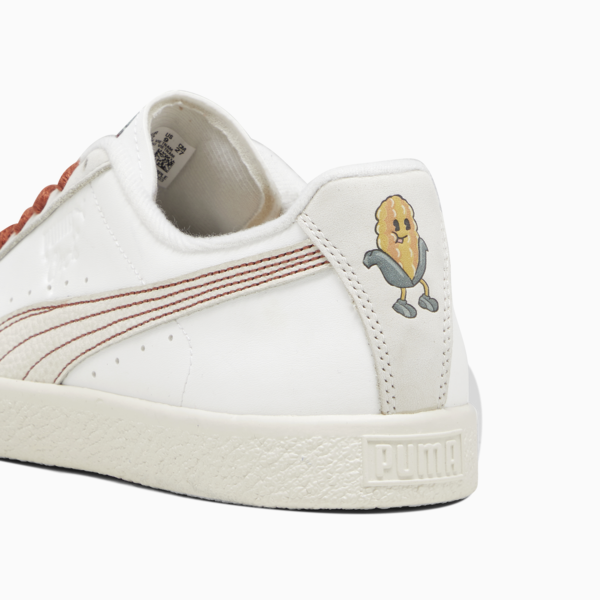 Clyde Huskie Sneakers, PUMA White, large-ZAF