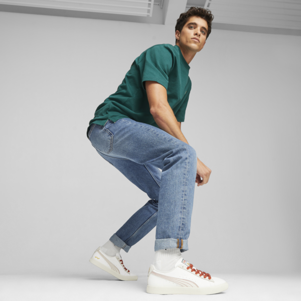 Clyde Huskie Sneakers, PUMA White, large-ZAF