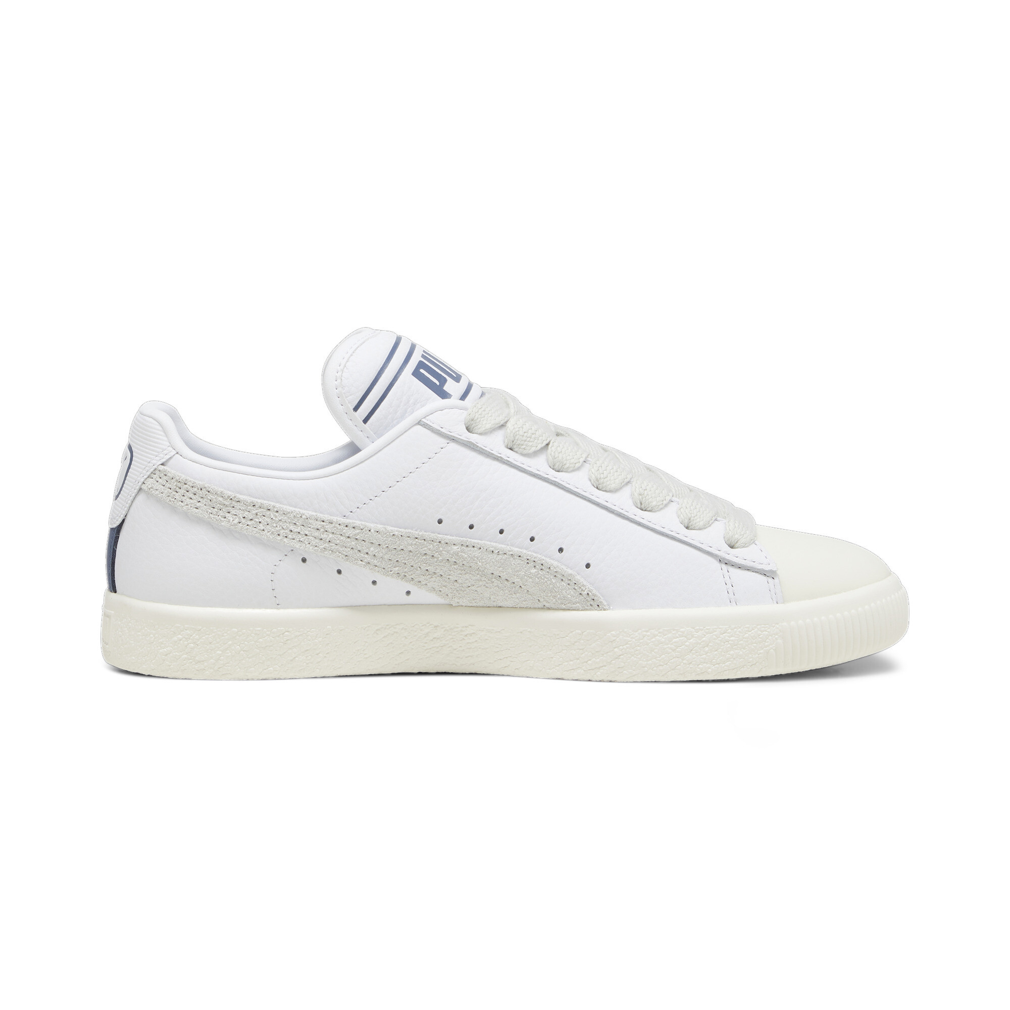 Men's PUMA X RHUIGI Clyde Sneakers In White, Size EU 42