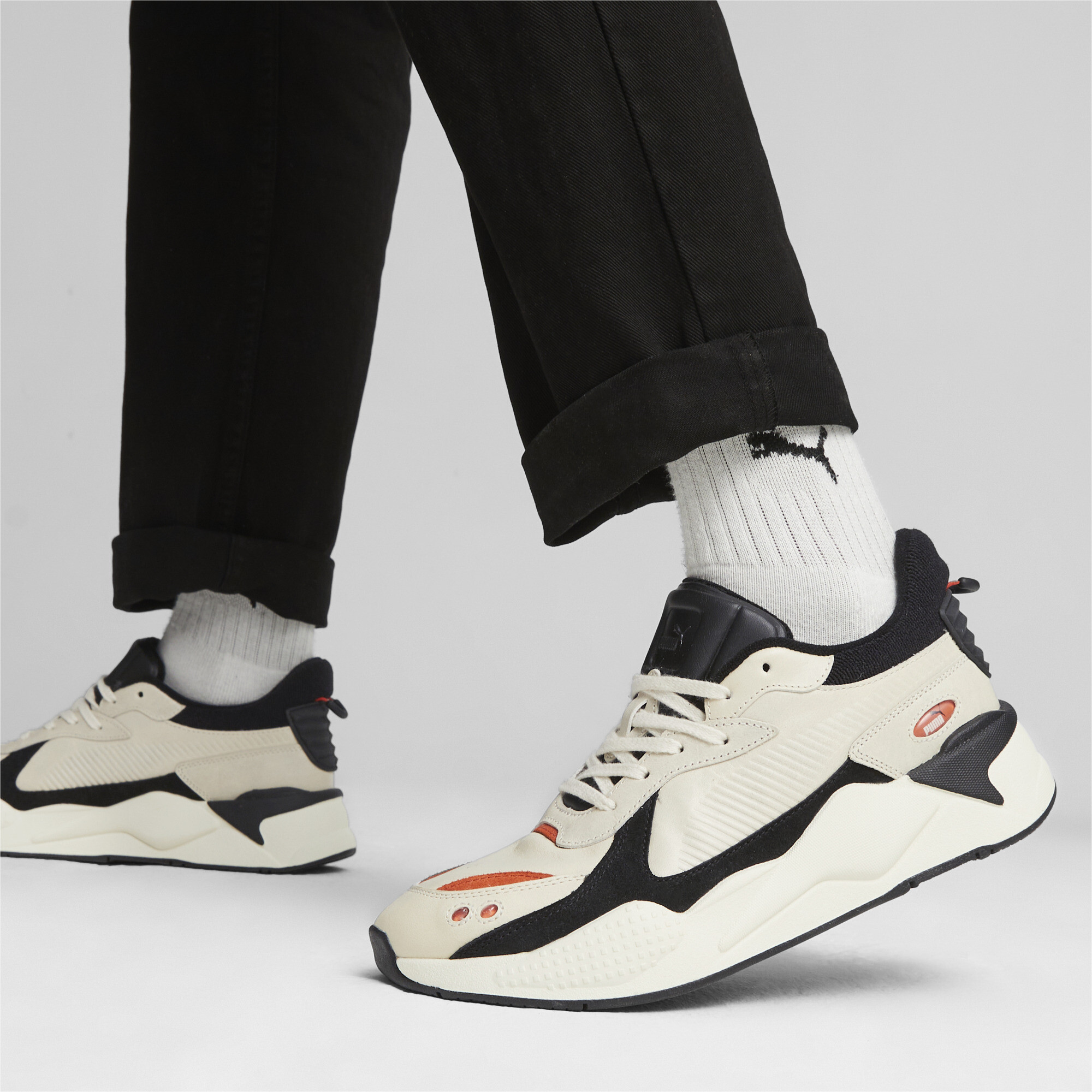 Men's PUMA RS-X Forward History Sneakers In White, Size EU 46