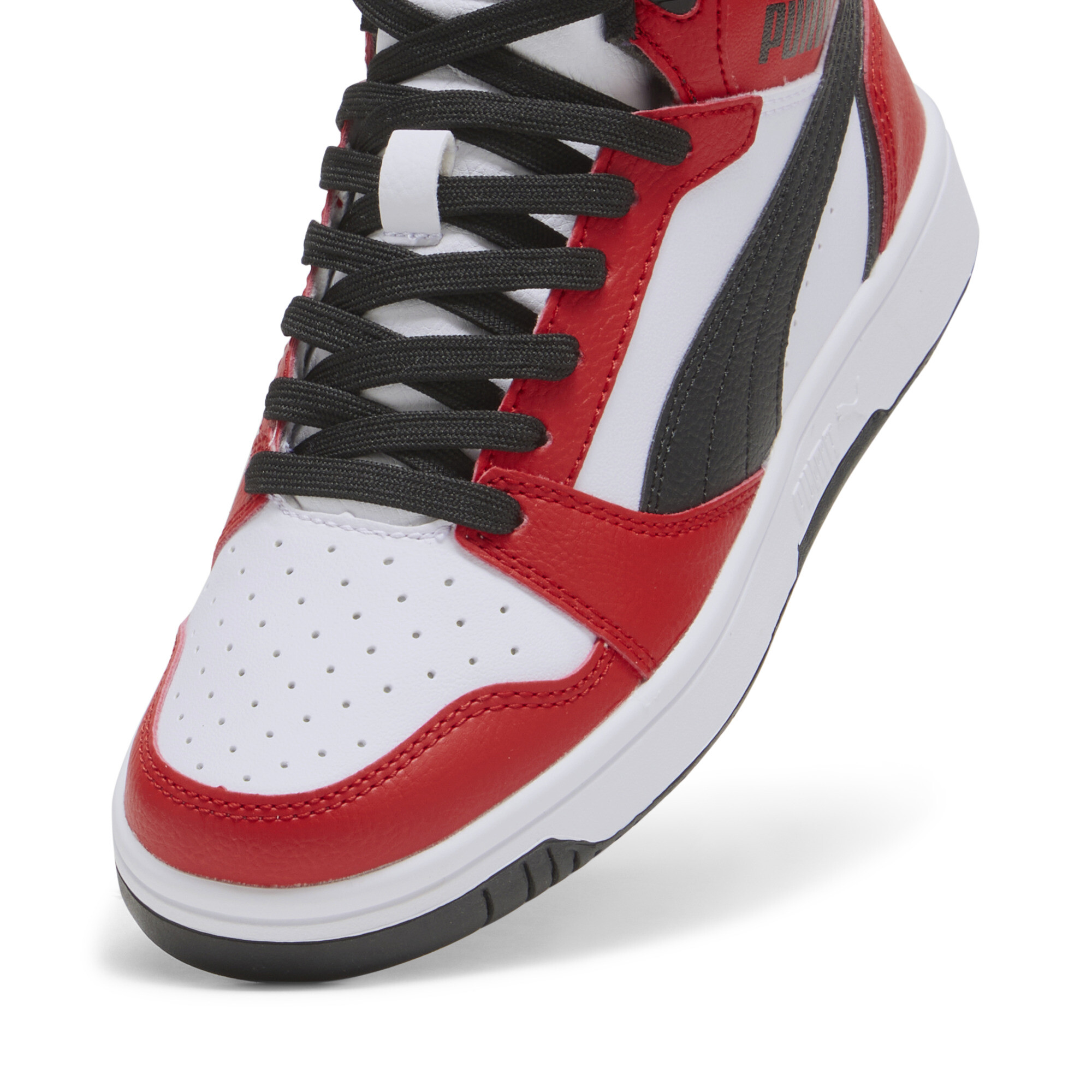 PUMA Rebound V6 Mid Jr Kinder Sneakers - Wit/Zwart/Rood - Maat 37,5