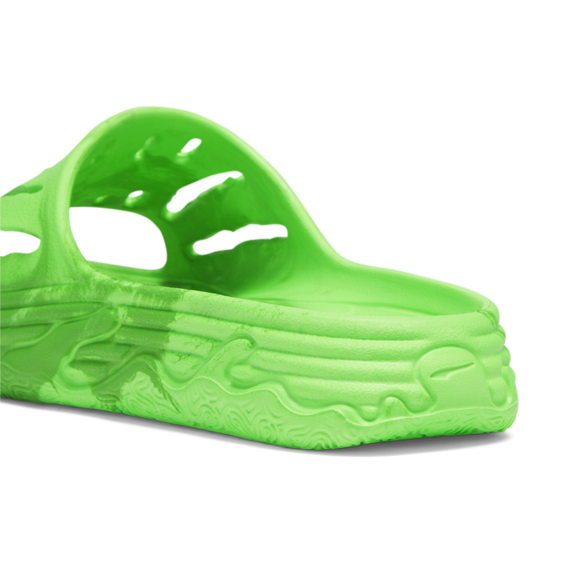 Men's PUMA MB.03 Basketball Slides In Green, Size EU 40.5