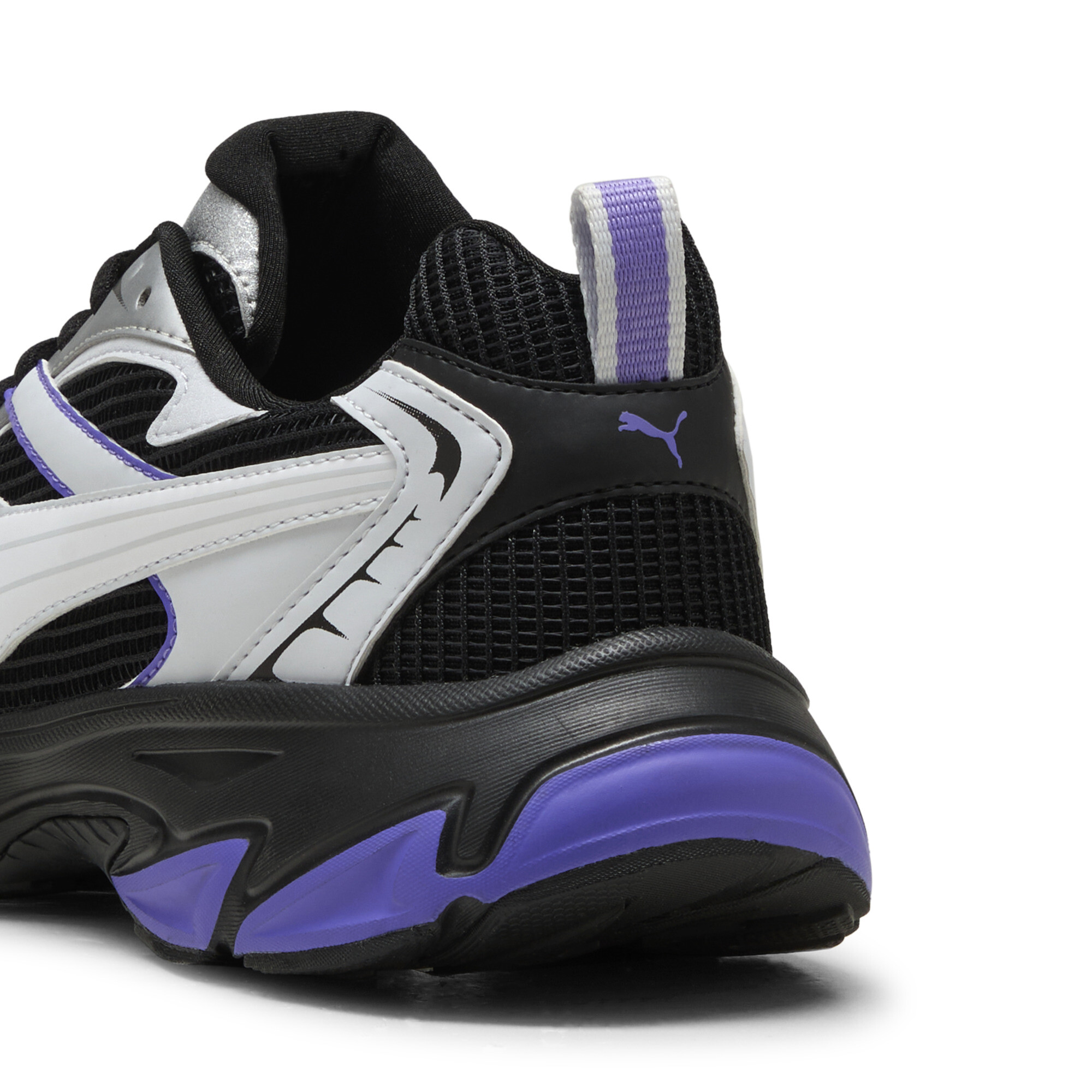 Sneakers PUMA Morphic Athletic