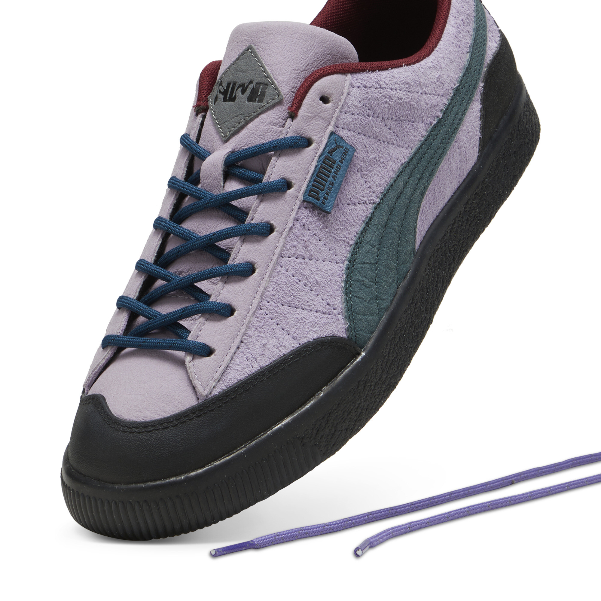 Men's PUMA X PERKS AND MINI Clyde Sneakers In Purple, Size EU 43