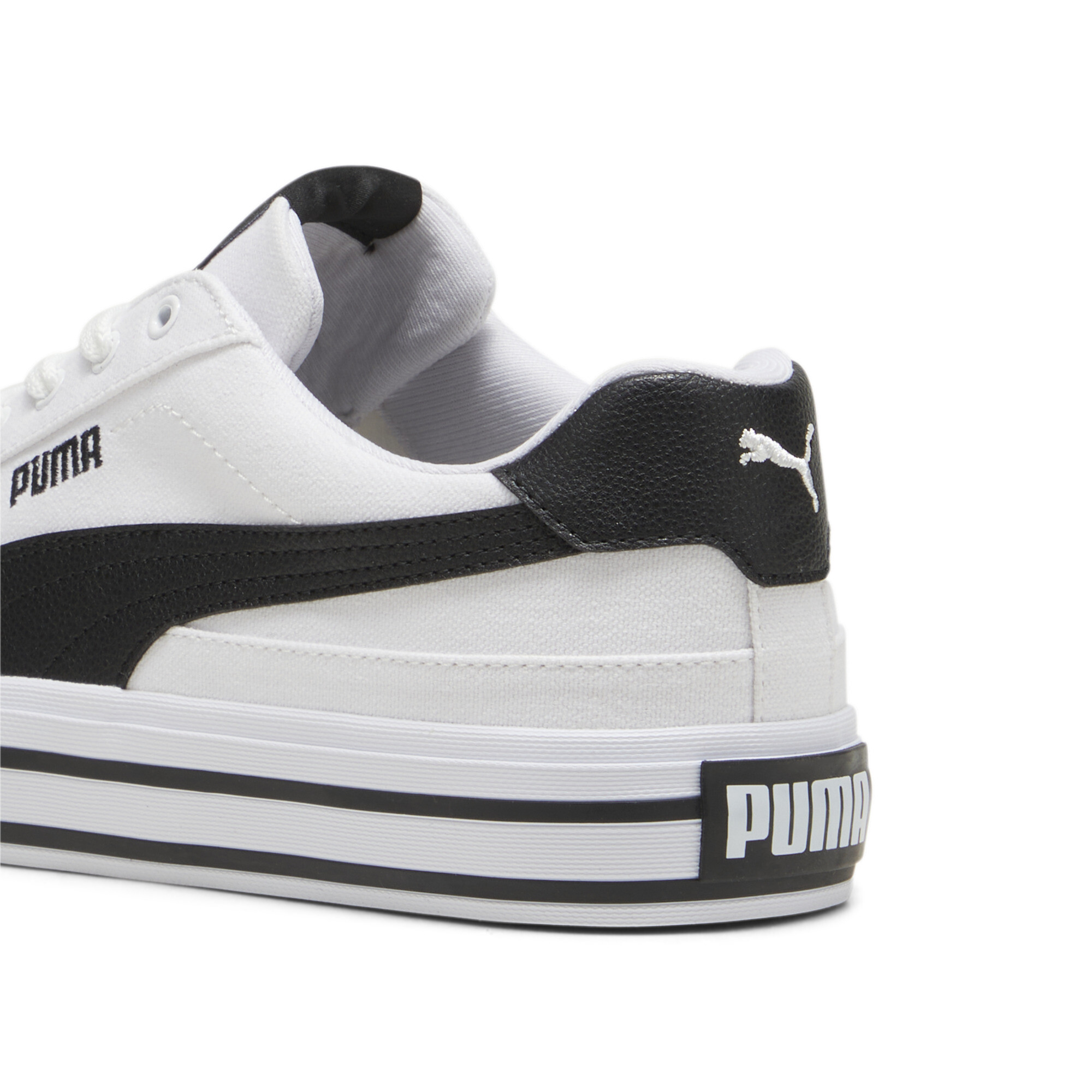 PUMA Court Classic Vulcanised Formstrip uniseks sneakers, Zwart/Wit, Maat 38 thumbnail 5