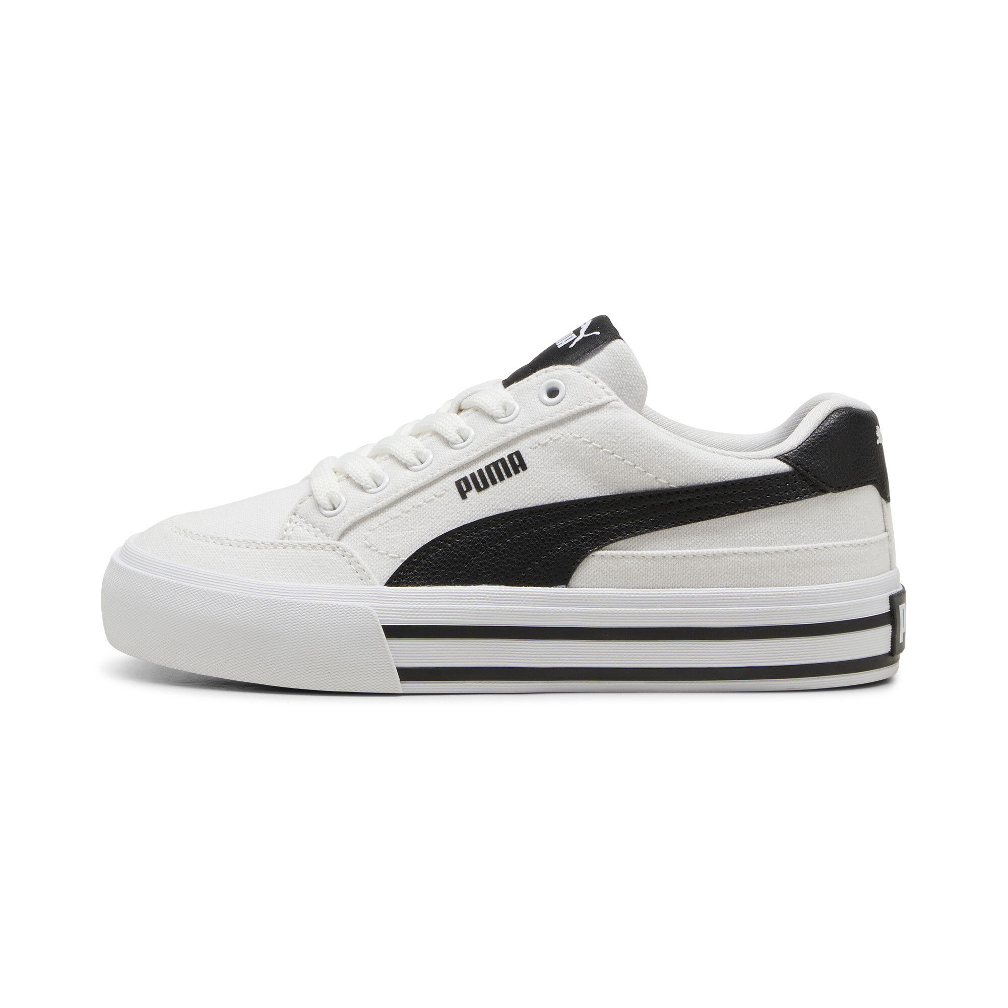 PUMA Court Classic Vulcanized Formstrip Big Kids' Sneakers in White, Size 4