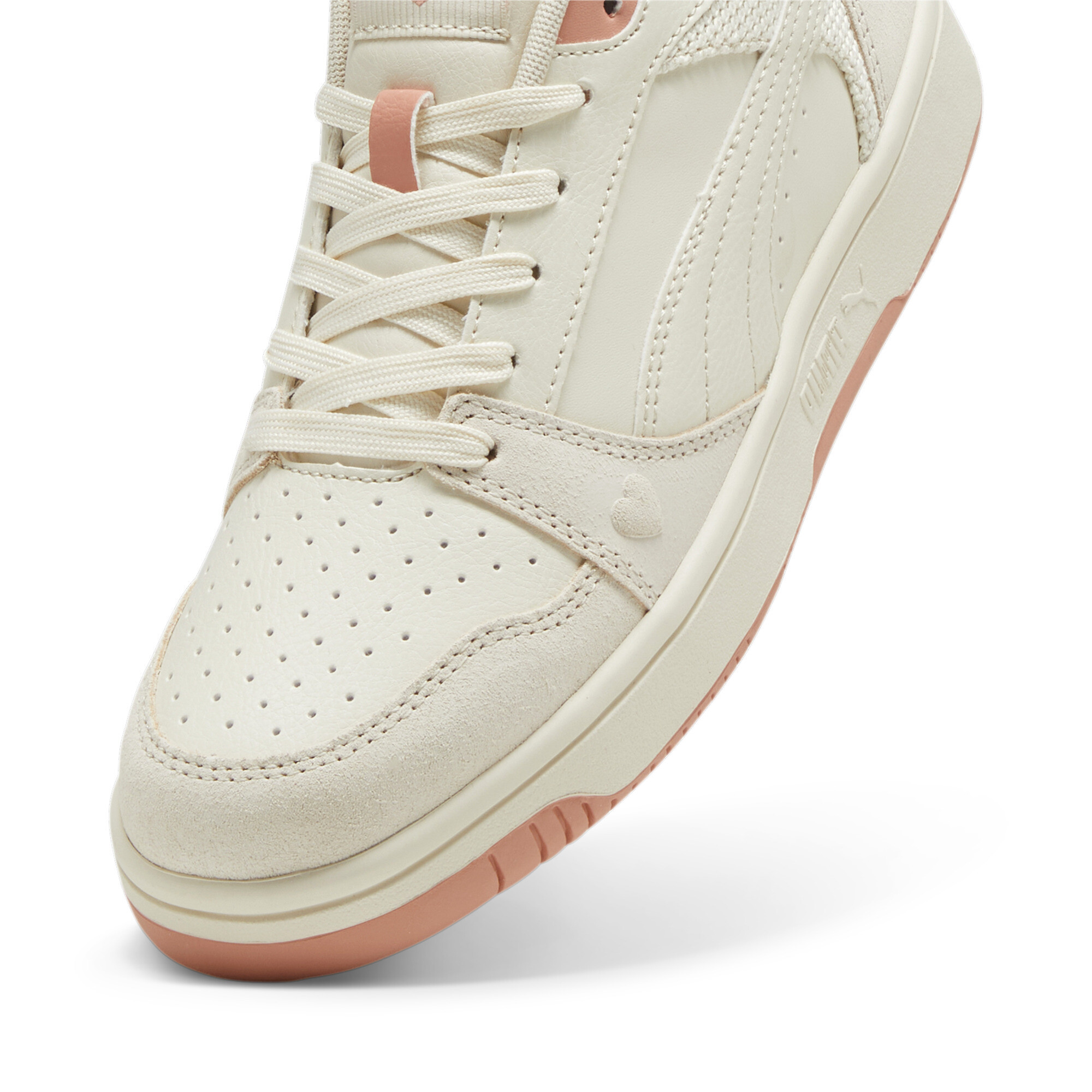 Puma Rebound V6 Low Coquette dames sneakers beige - Maat 36