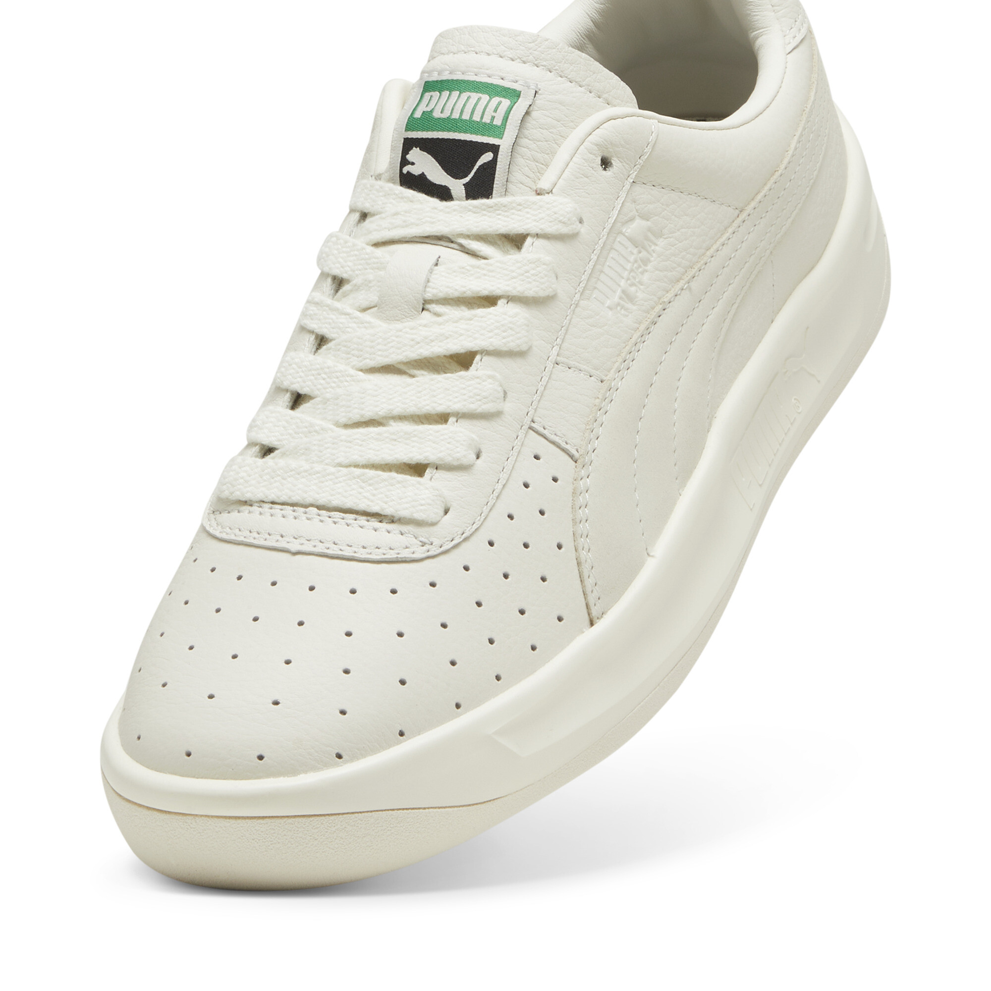 GV Special Base uniseks sneakers, Wit, Maat 42 | PUMA