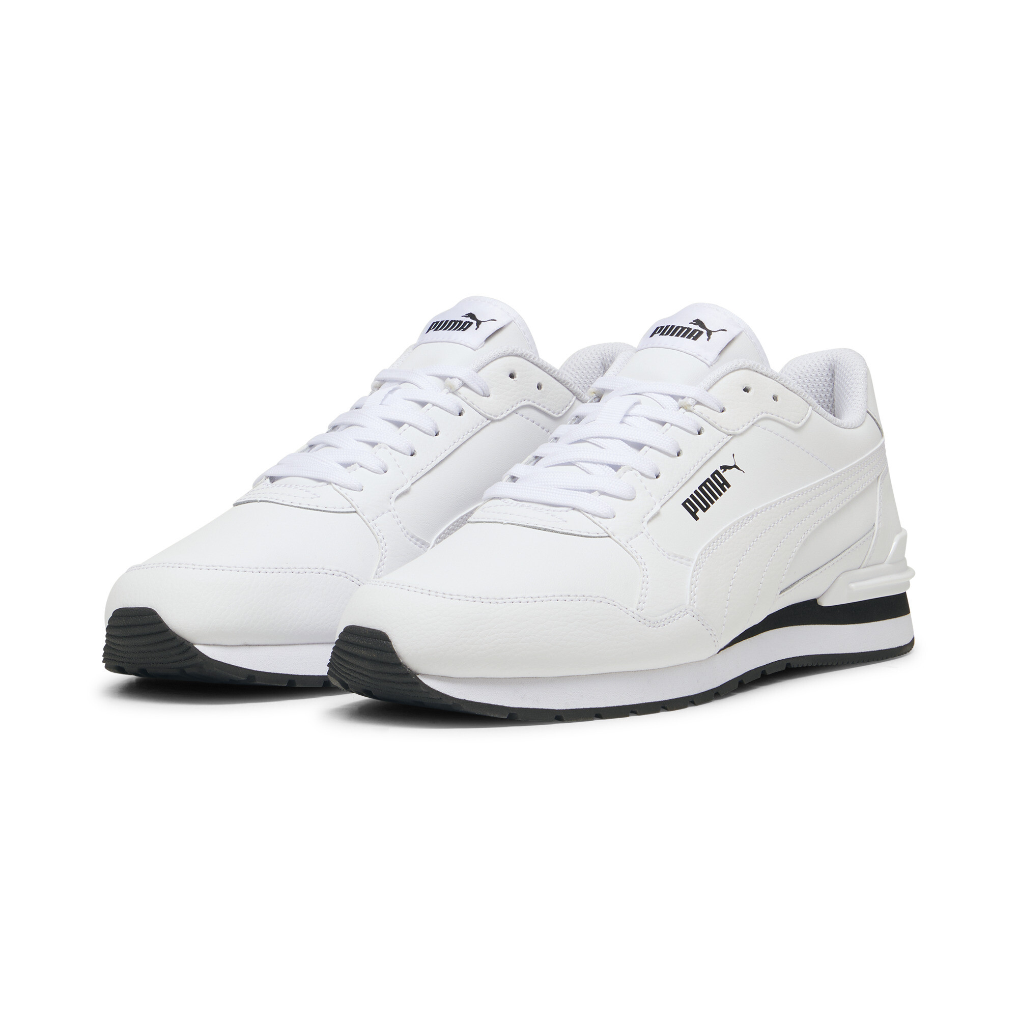 Sneakers En Cuir ST Runner V4