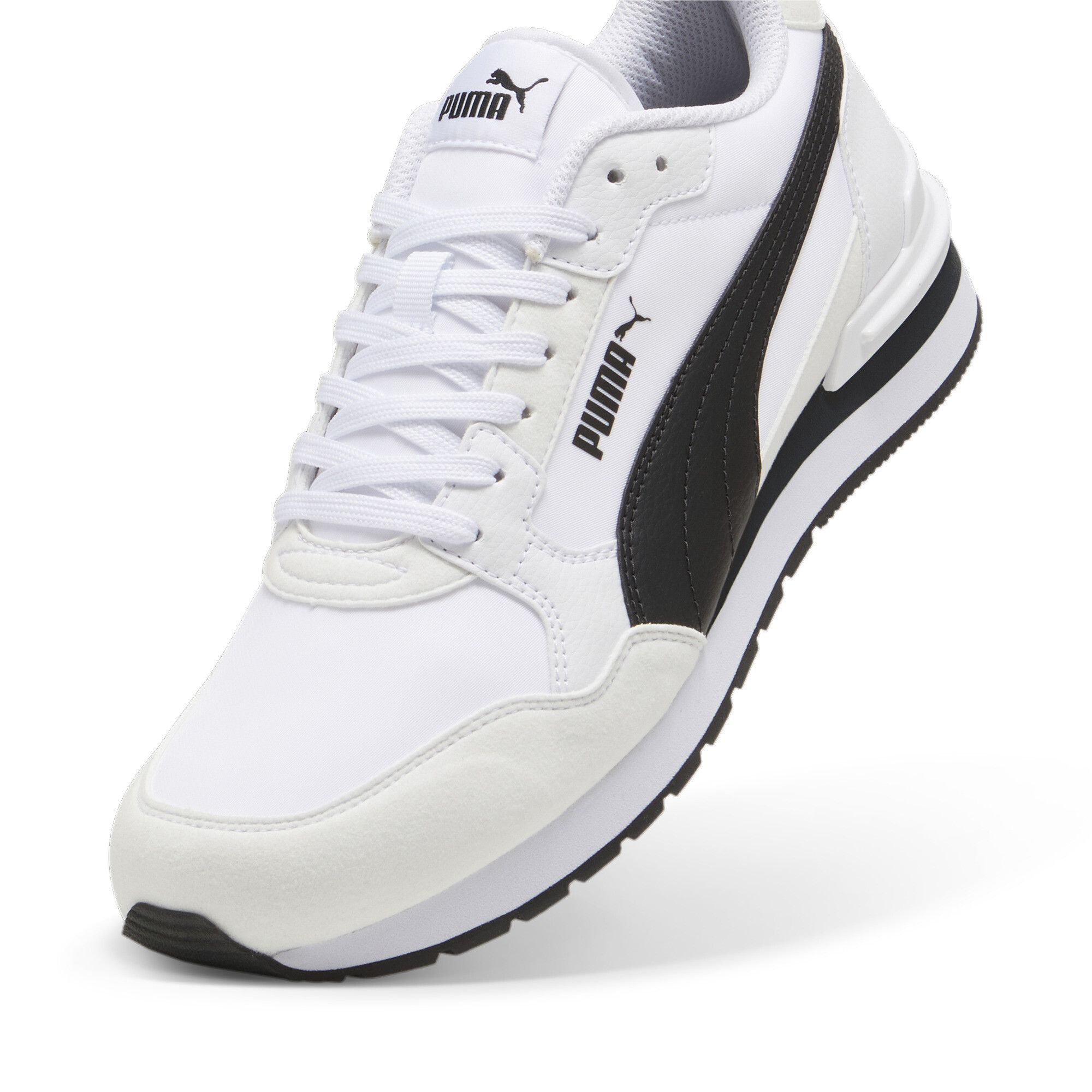 ST Runner v4 Nylon unisex sneakers, Zwart/Wit, Maat 40 | PUMA