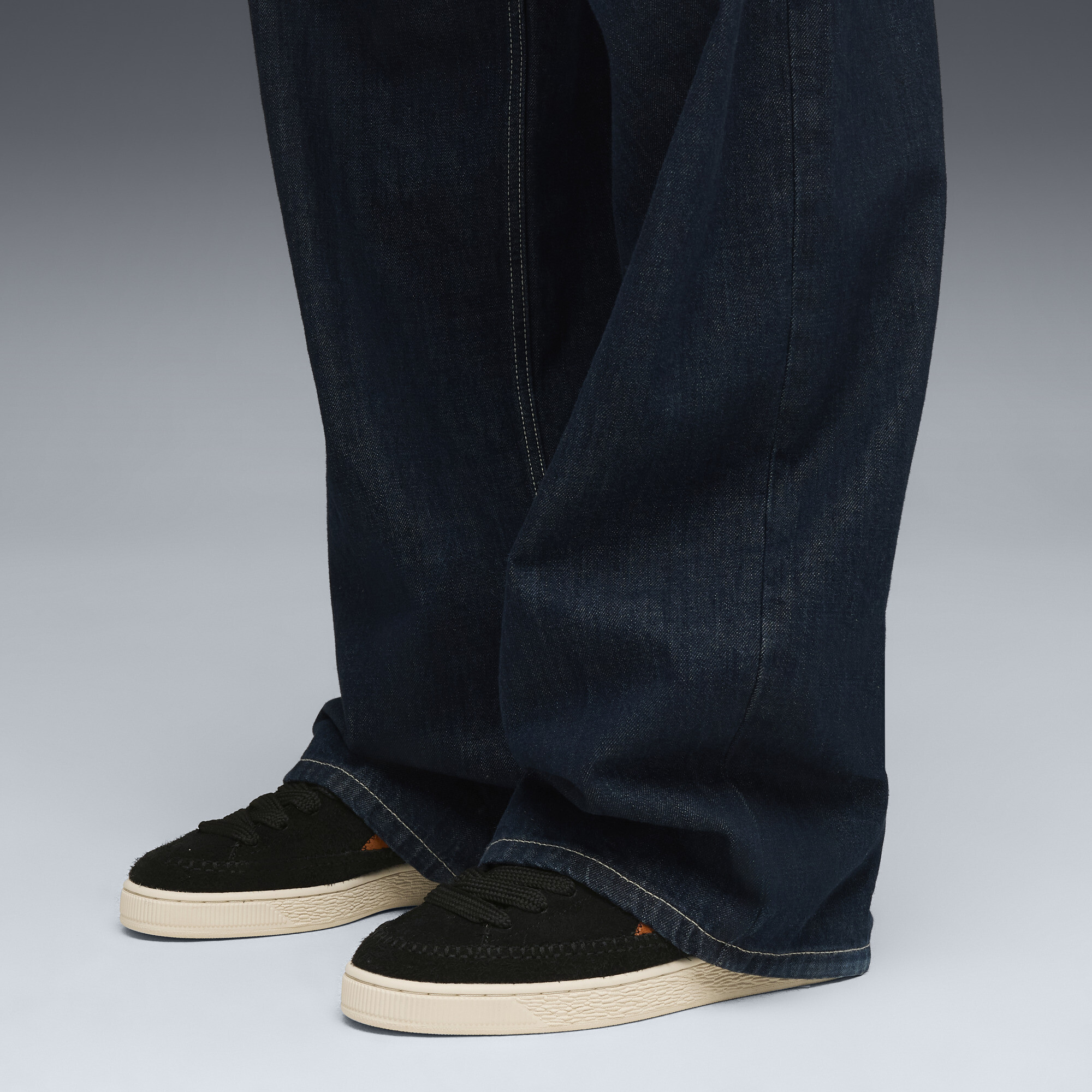 PUMA Suède Mocassin uniseks sneakers, Zwart, Maat 36 thumbnail 8