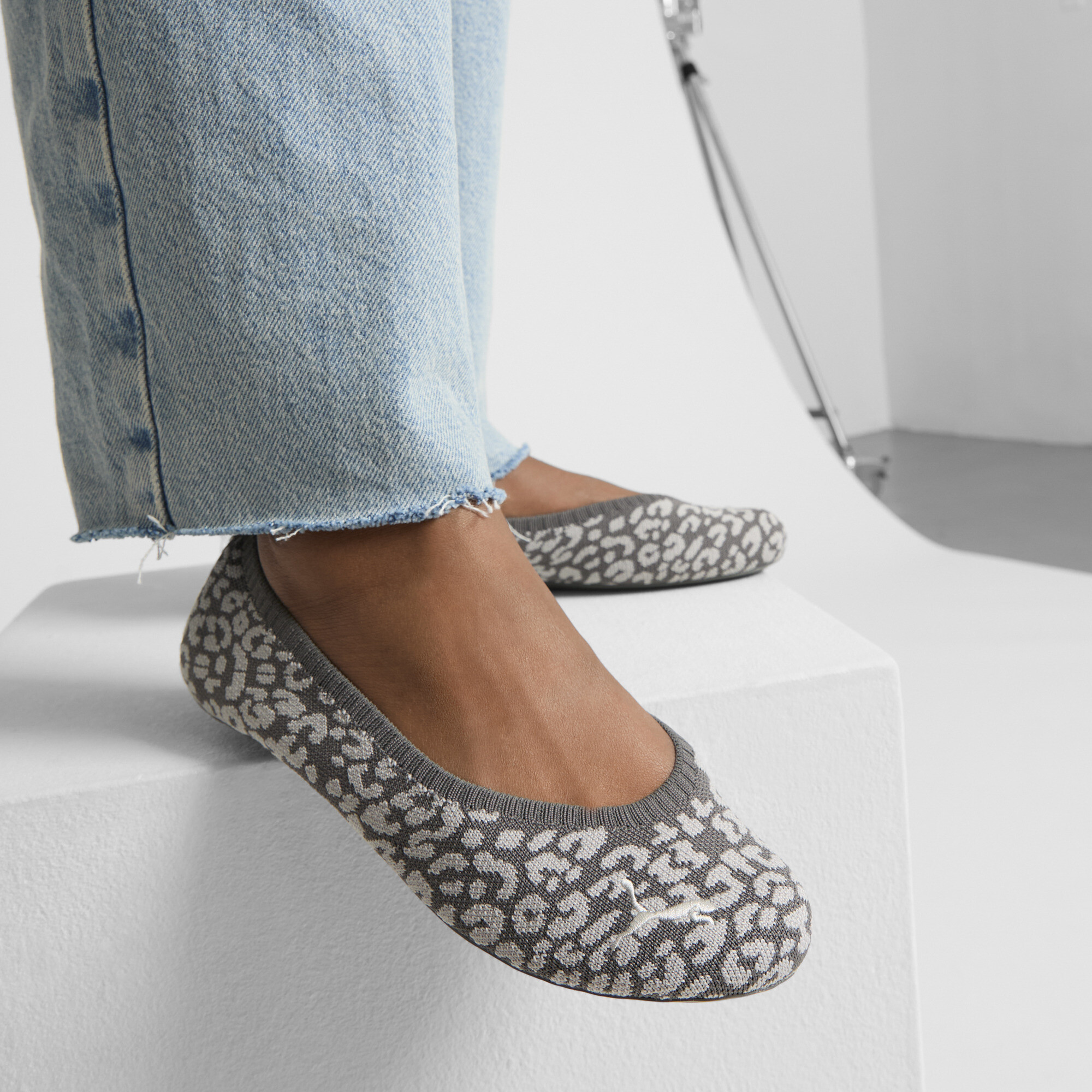 PUMA Iliana Luipaard ballerina's voor Dames, Grijs, Maat 42 thumbnail 8