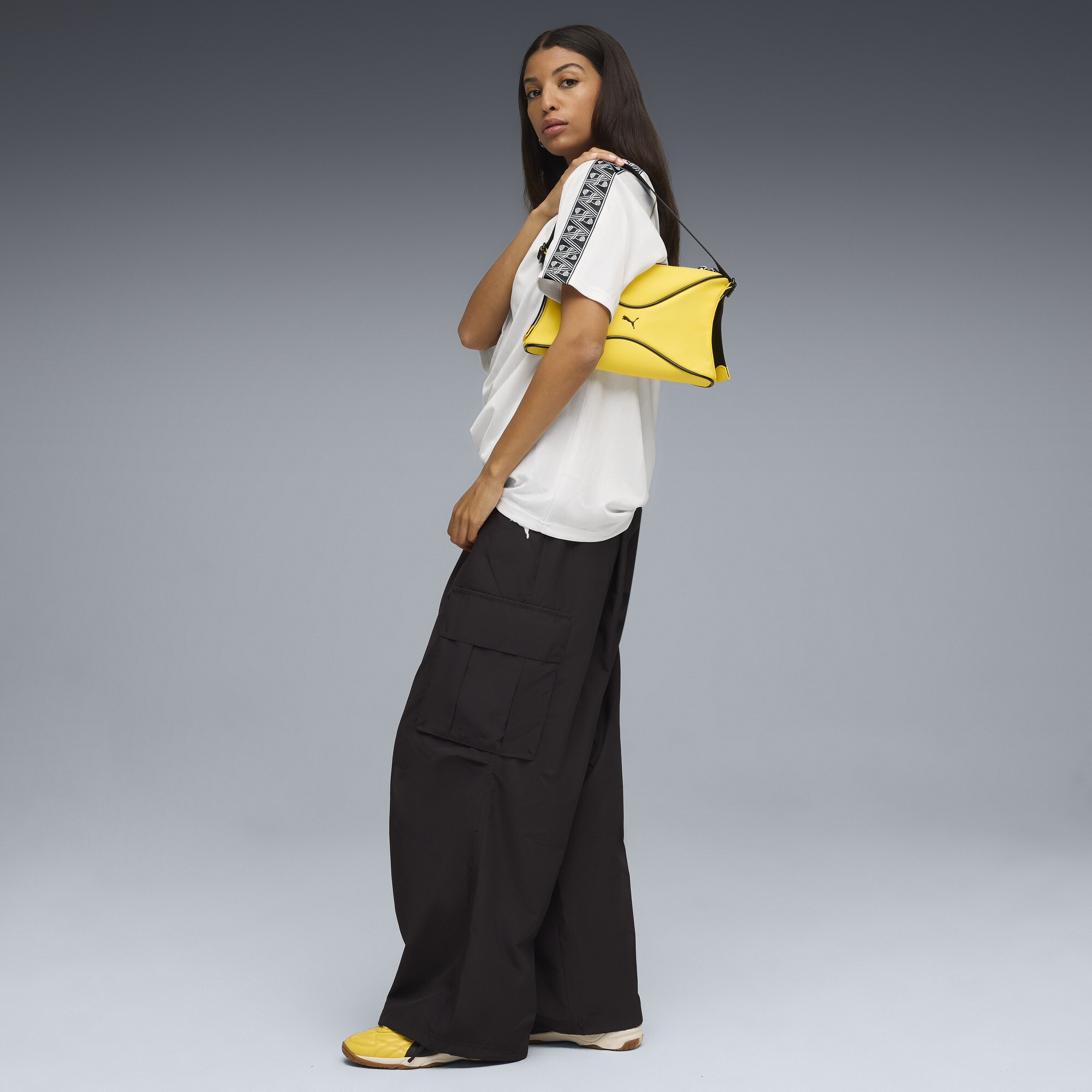 PUMA King Indoor sneakers unisex, Zwart/Geel, Maat 48 thumbnail 9