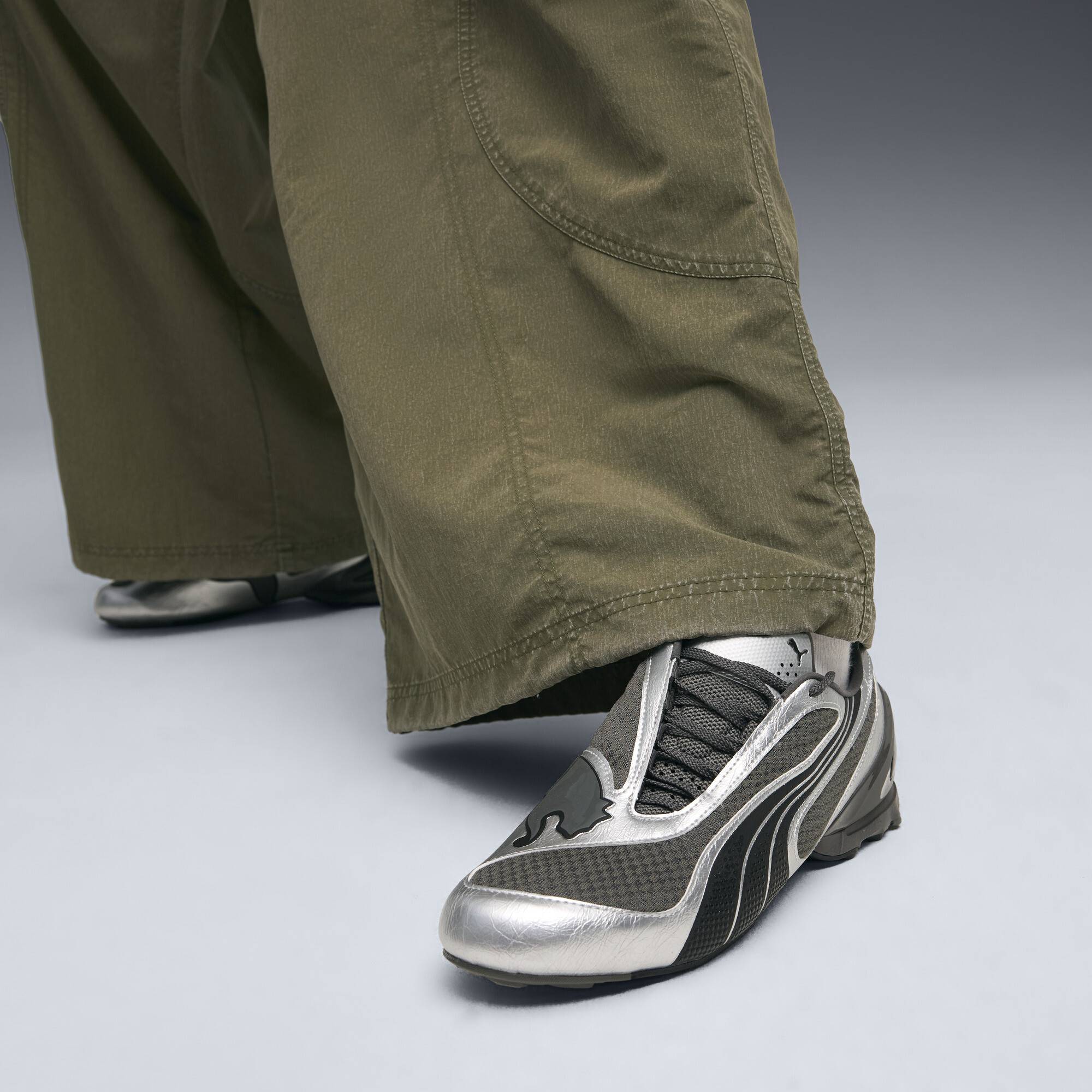 PUMA V-S1 Metallic uniseks sneakers, Zwart/Grijs, Maat 42,5 thumbnail 8