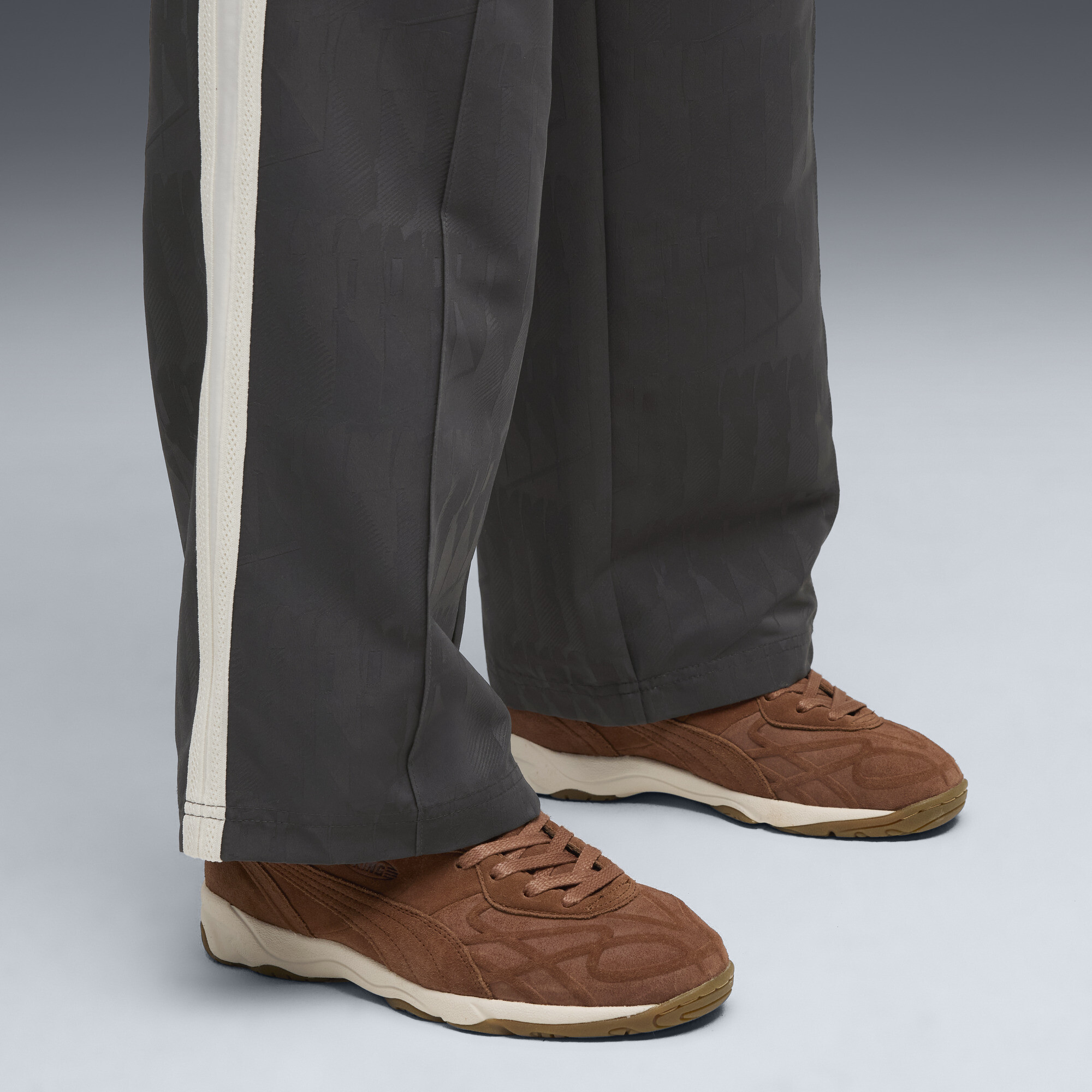 PUMA King Indoor Clean sneakers uniseks, Bruin, Maat 41 thumbnail 8