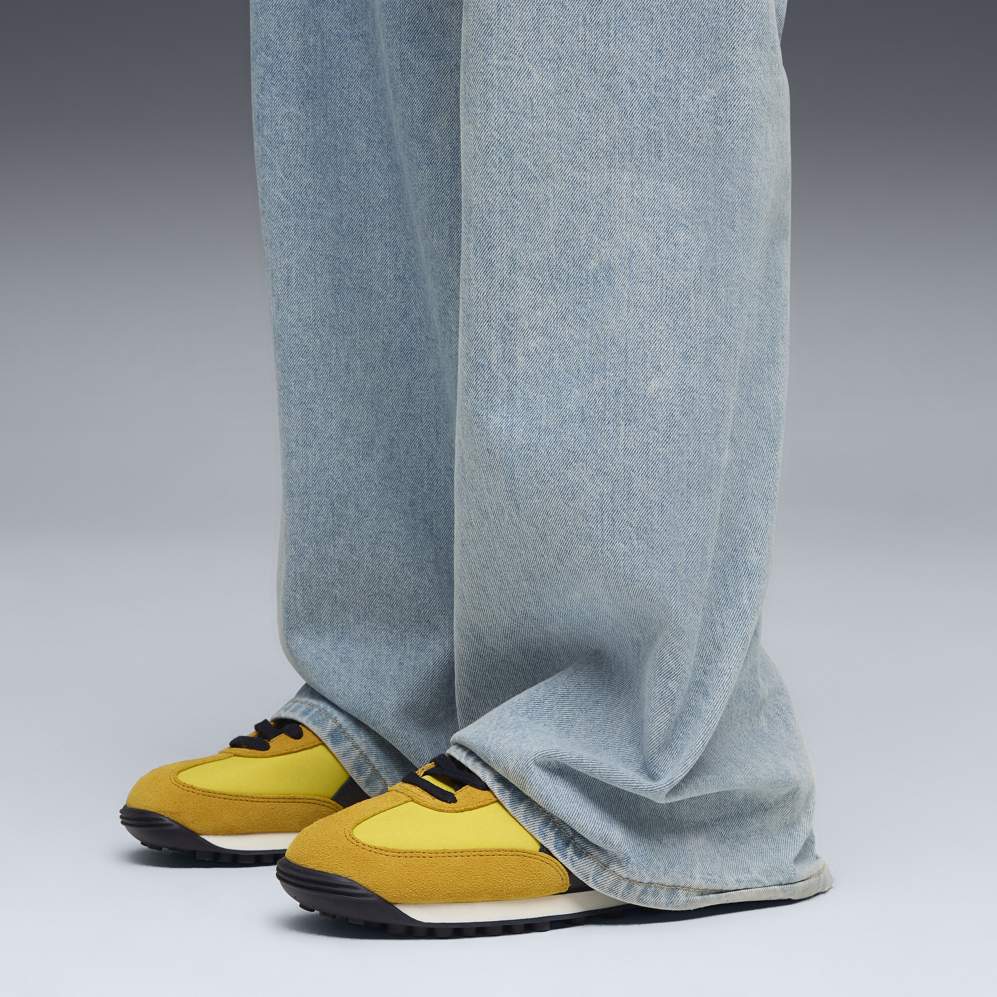 PUMA Easy Rider Thrive en Triumph uniseks, Blauw/Geel, Maat 36 thumbnail 8