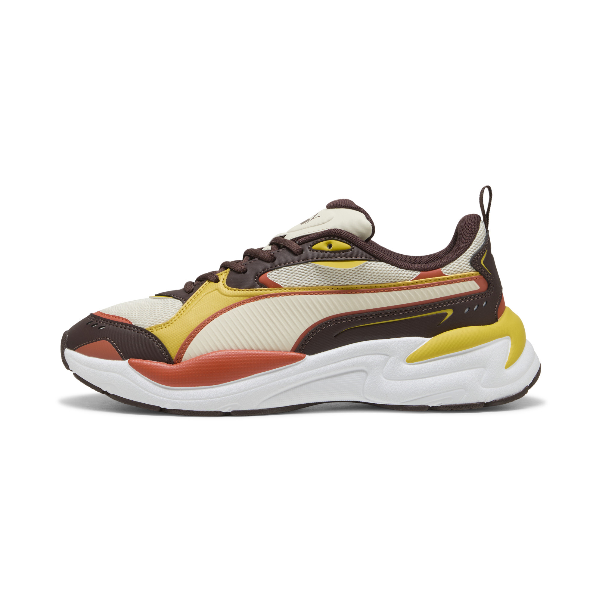 選手支給品PUMA 浦和レッズ XO ベージュ・赤　サイズ ウィンドブレーカー