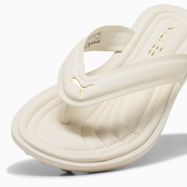 Sandalias FENTY x PUMA Cat Cleat para mujer, Alpine Snow-PUMA Gold, large-MEX