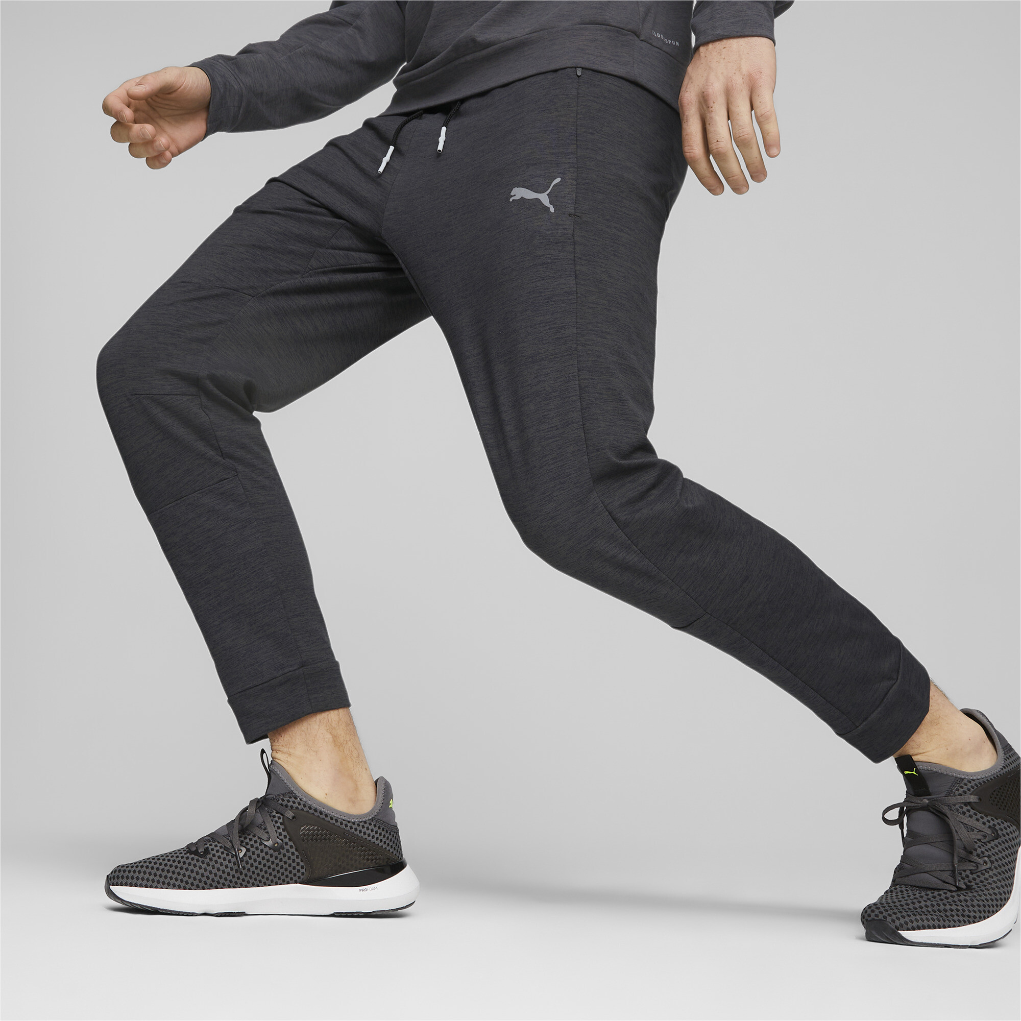 puma train cloudspun joggers