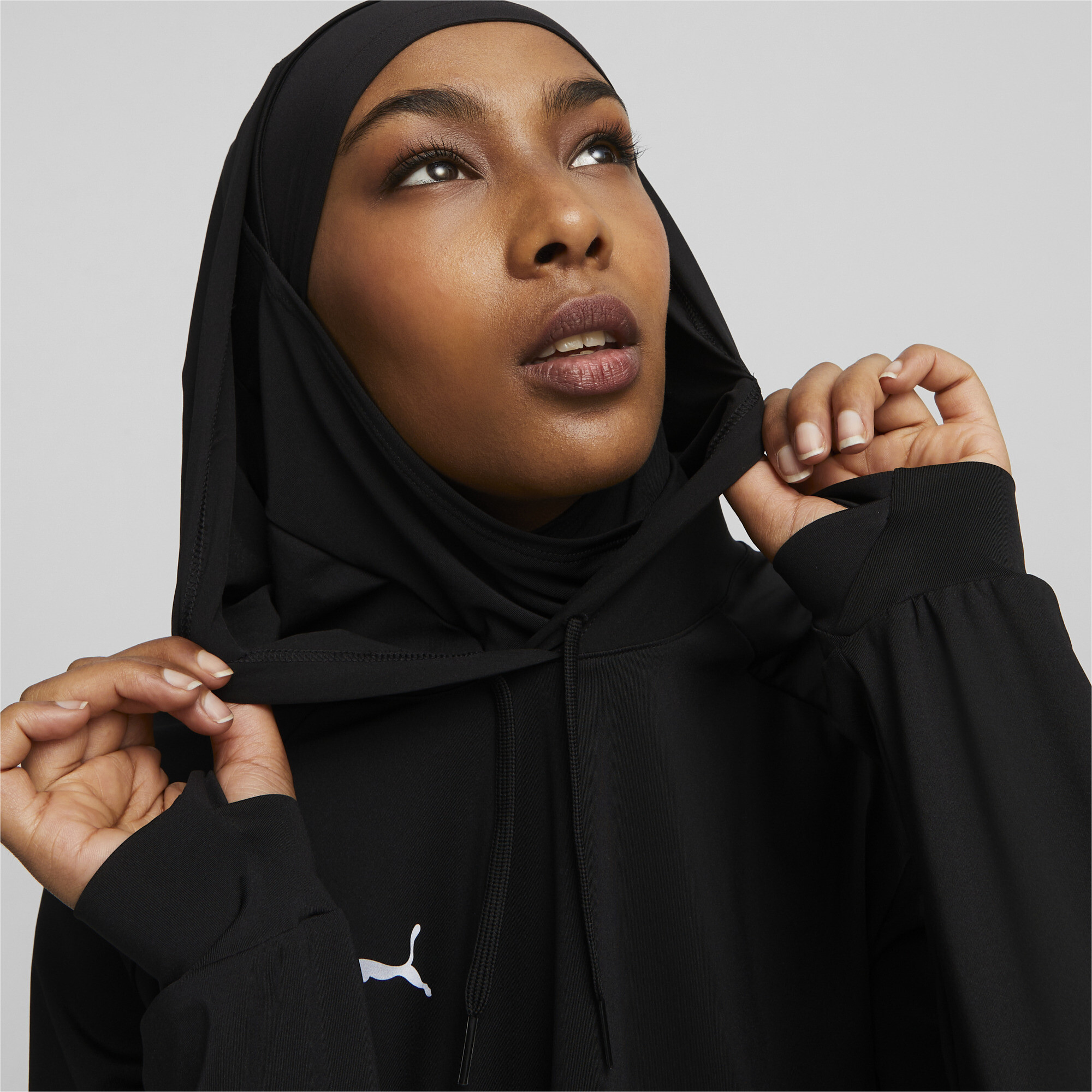 Women's Puma Modest Activewear Training Hoodie, Black, Size S, Clothing