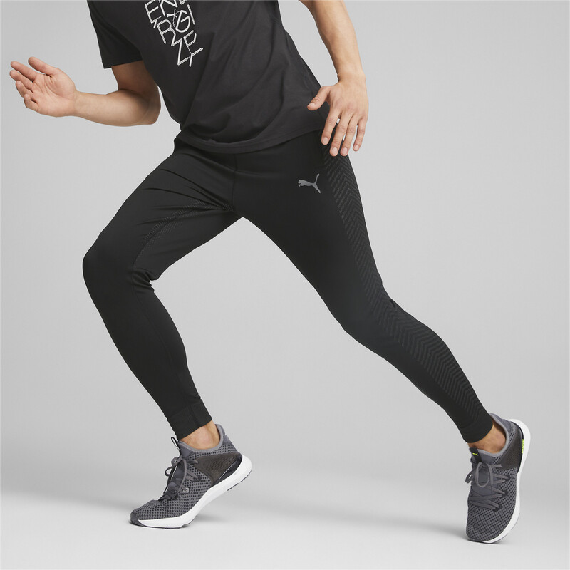 Men s PUMA Formknit Seamless Training Joggers in Black size S