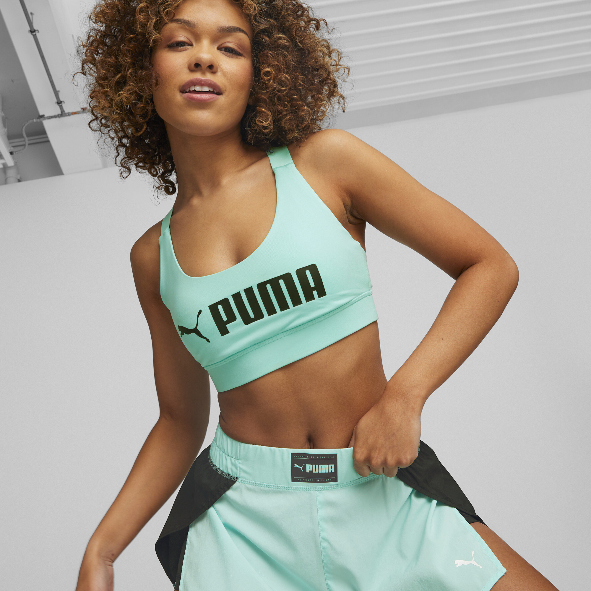 Women's PUMA Fit Fashion Flow Training Shorts Women In Green, Size Small, Polyester