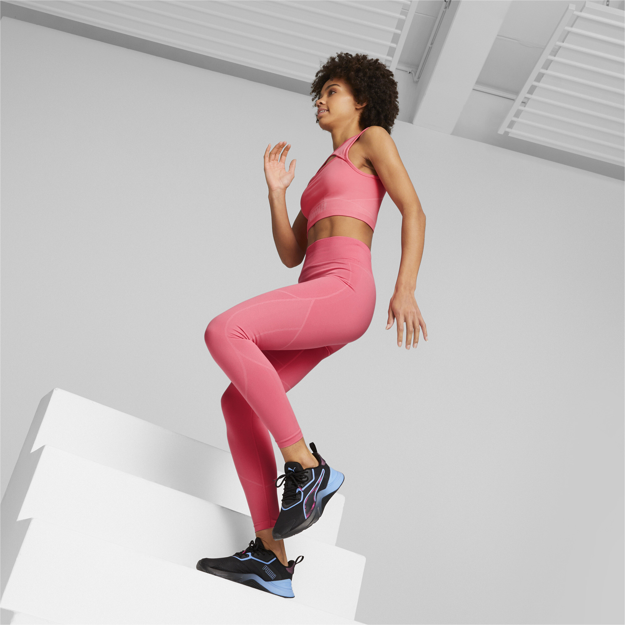 Women's Puma Form Knit Seamless Training Leggings, Pink, Size L, Clothing