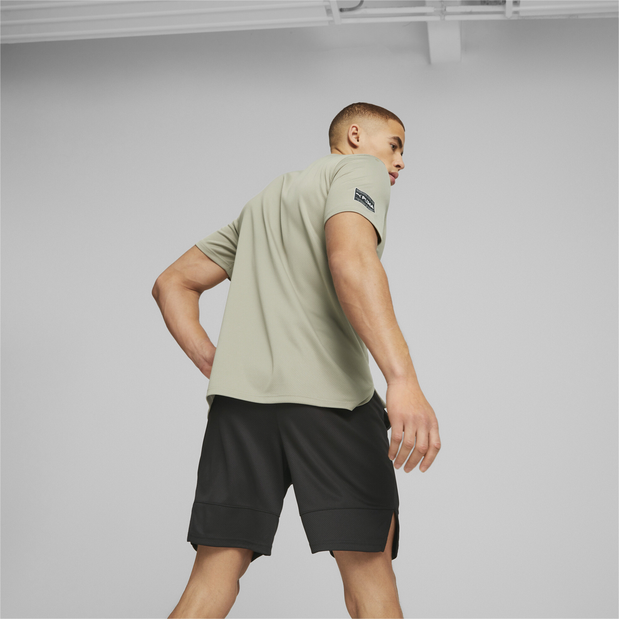 Men's PUMA Fit Ultrabreathe Training T-Shirt Men In Beige, Size XS