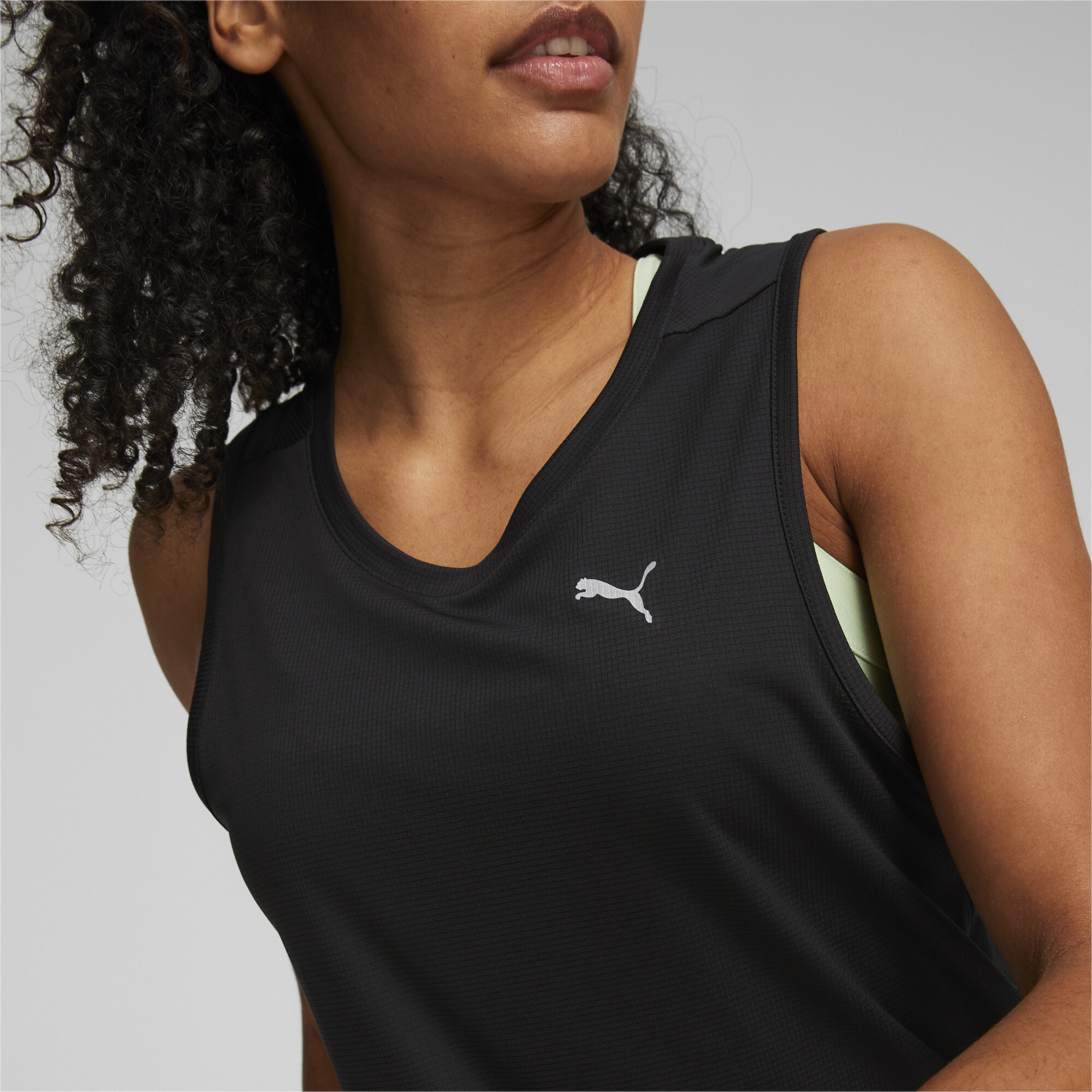 Women's Puma RUN FAVOURITE Running Tank Top, Black, Size S, Clothing