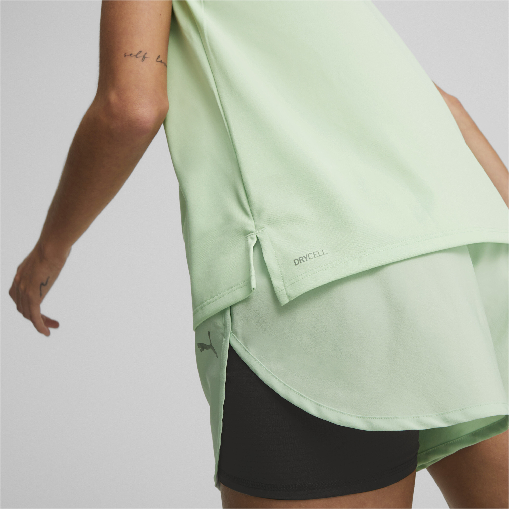 Women's PUMA Run Favourite Heather Running T-Shirt Women In Green, Size XS