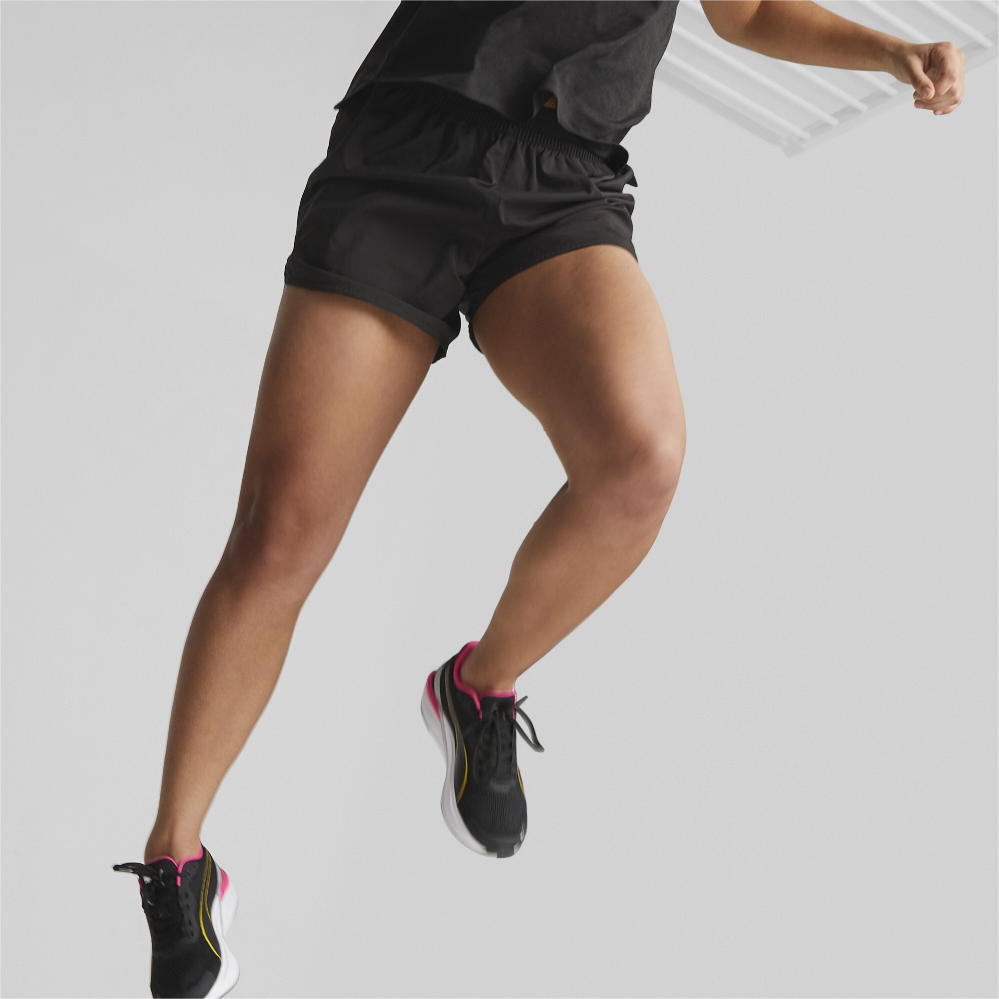 Women's Puma Run Favourite Woven 5 Running Shorts, Black, Size XL, Clothing