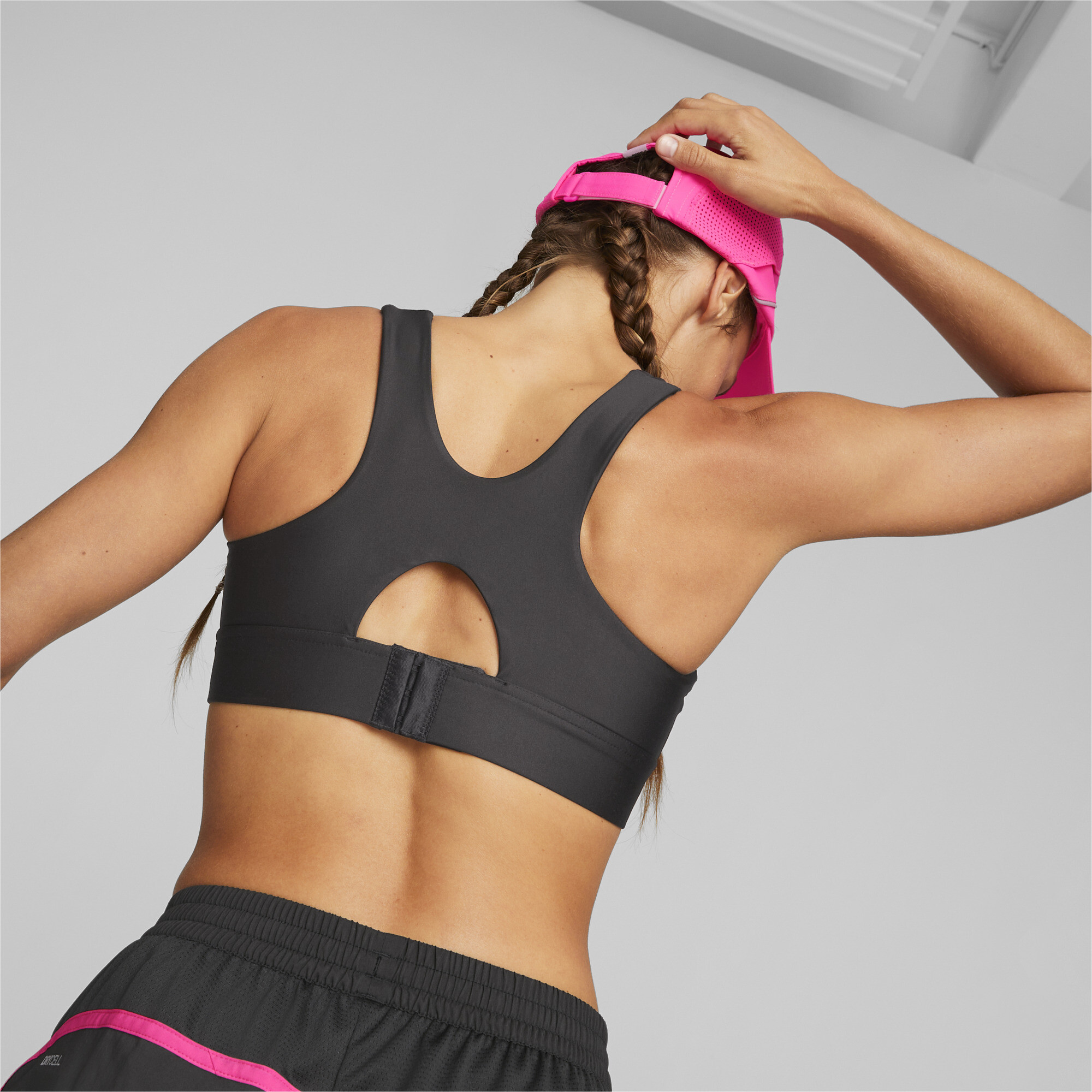 Women's PUMA High Support Ultraform Running Bra In 10 - Black, Size XS