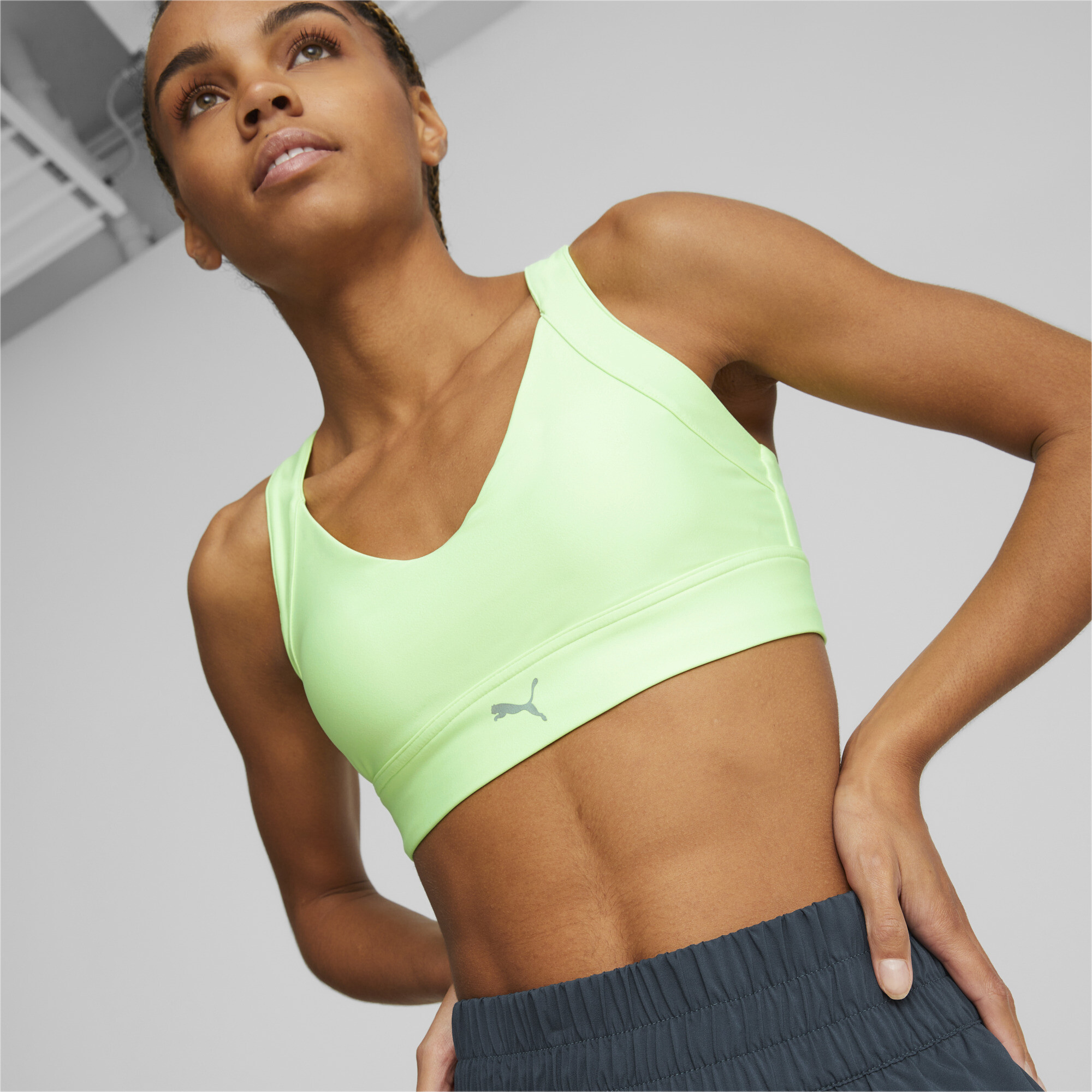 Women's PUMA High Support Ultraform Running Bra In 40 - Green, Size Small
