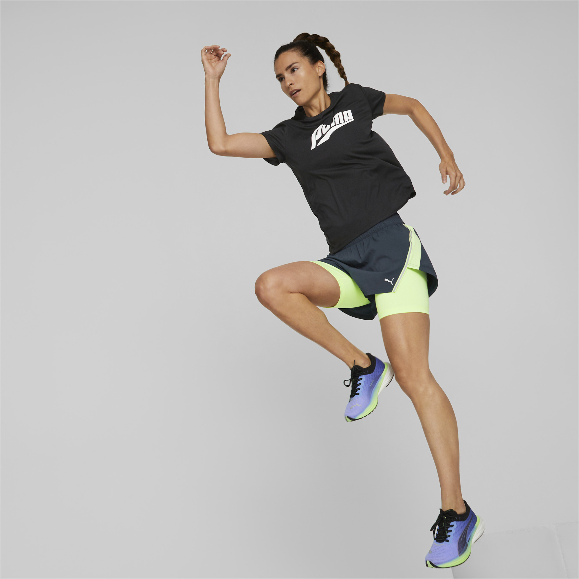 Women's PUMA RUN Short Sleeve Logo Running T-Shirt Women In Black, Size XS