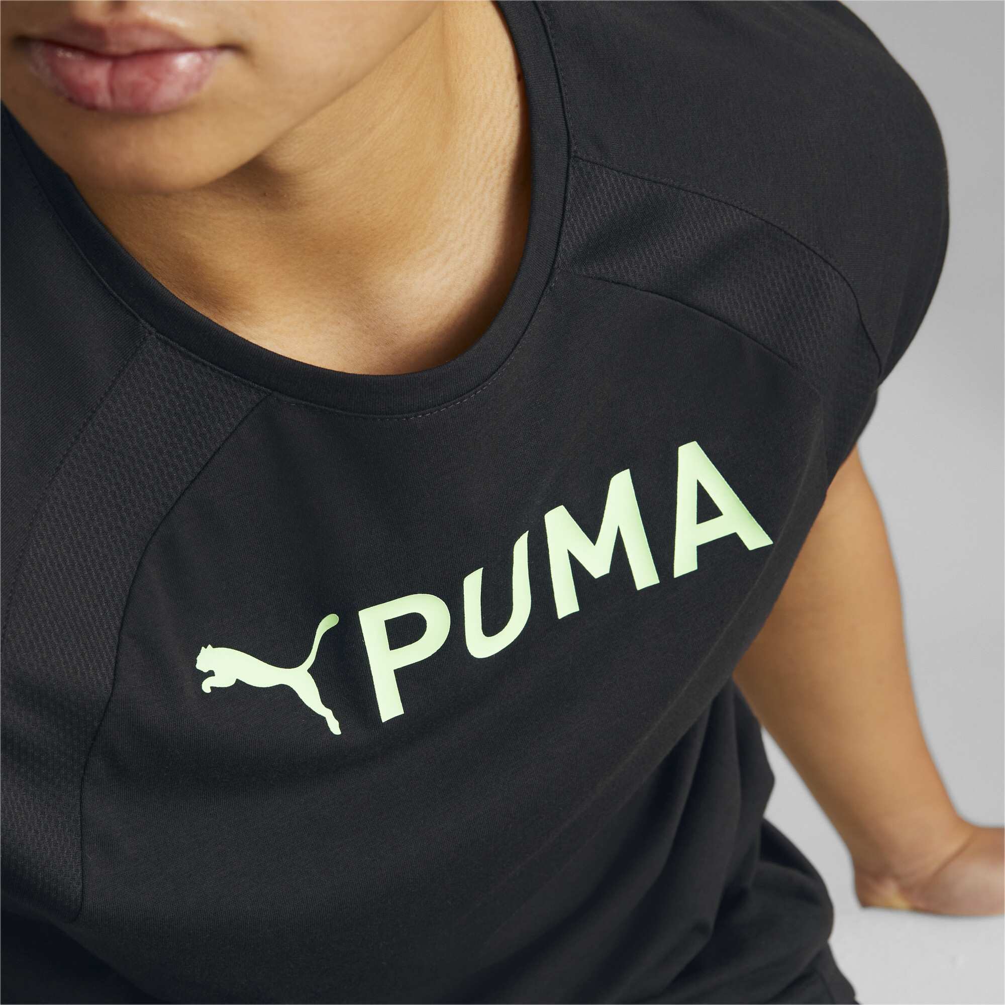 Men's PUMA Fit Ultrabreathe Triblend Training T-Shirt Men In Black, Size Large