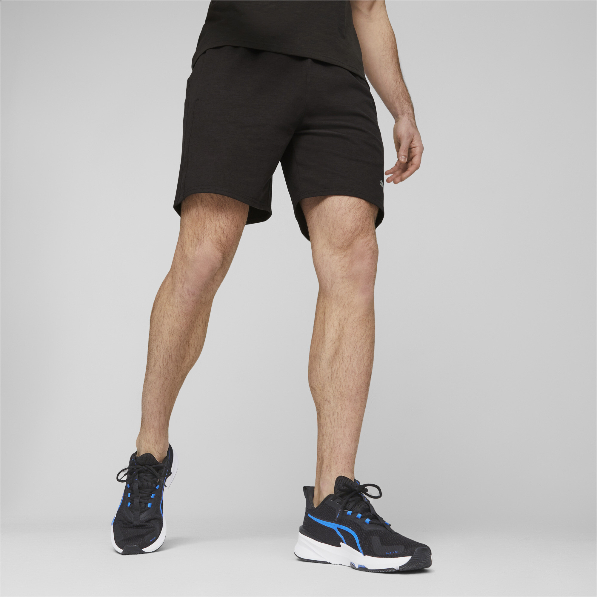 Men's PUMA Train Cloudspun 7 Shorts In Black, Size Small