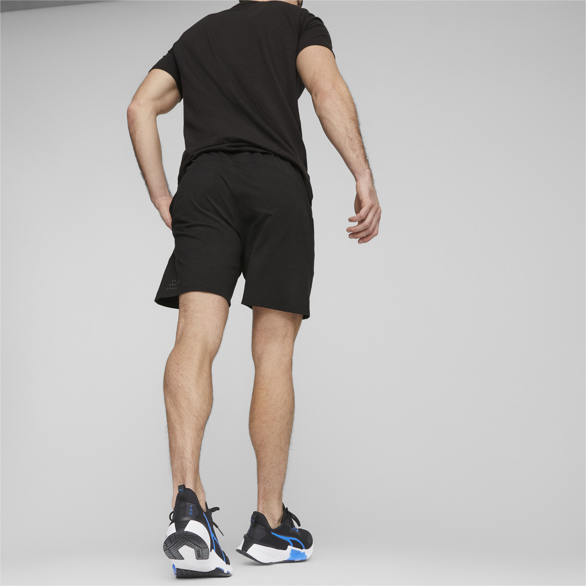 Men's PUMA Train Cloudspun 7 Shorts In Black, Size 2XL