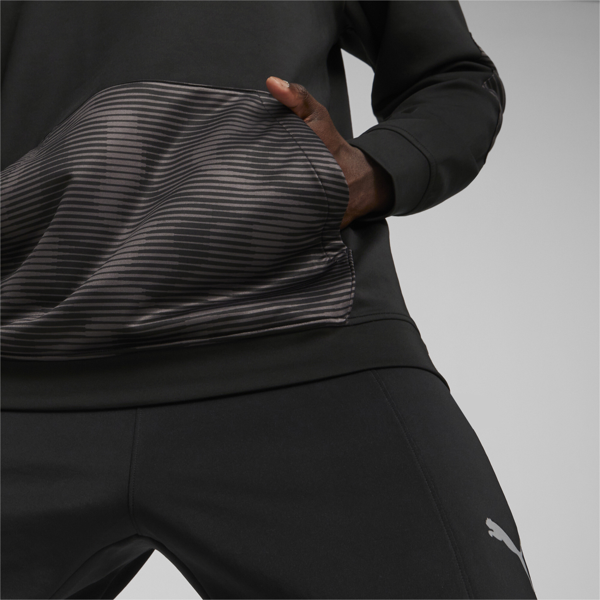 Men's PUMA Concept Hyperwave Training Hoodie Men In Black, Size XL