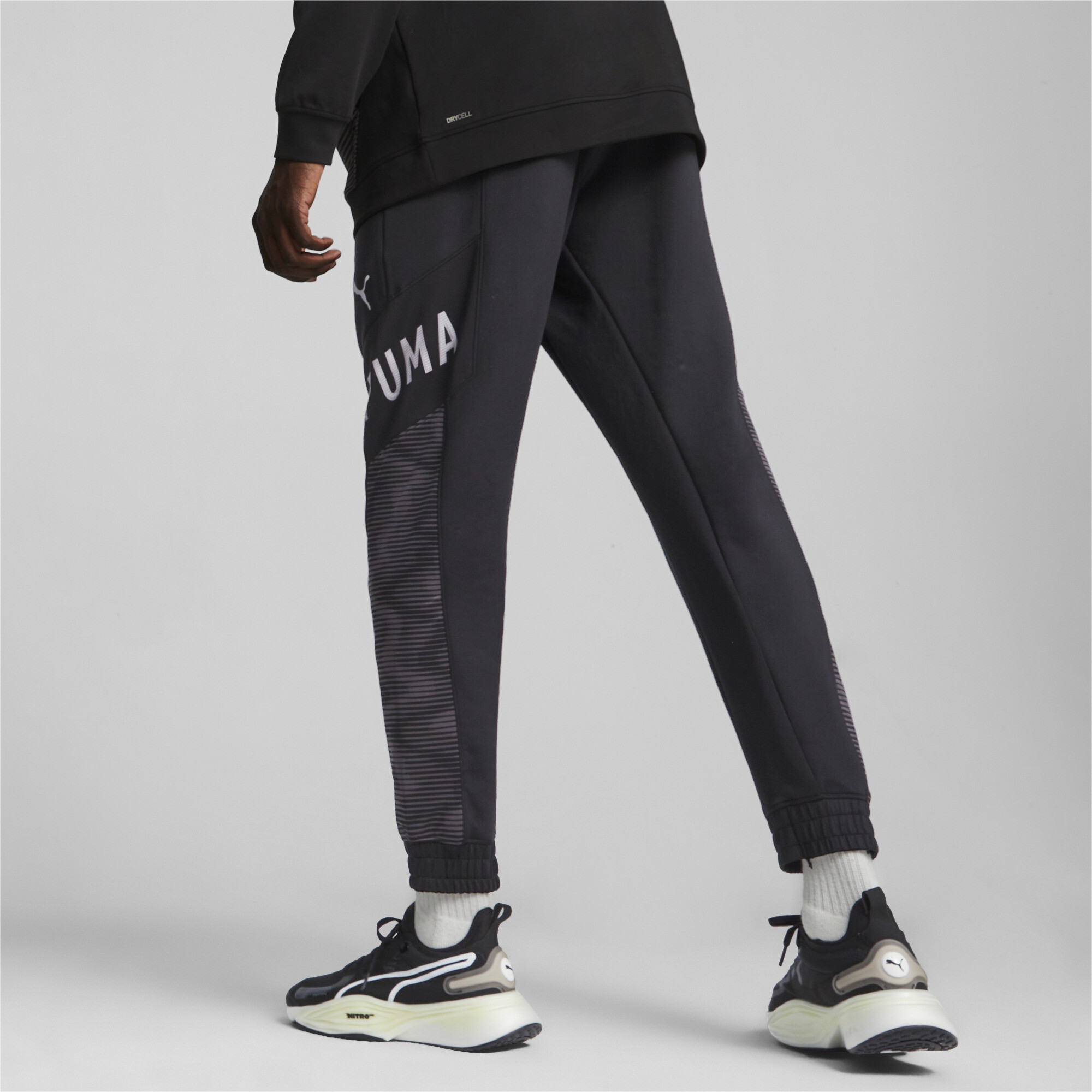 Men's PUMA Concept Hyperwave Training Joggers Men In Black, Size Medium