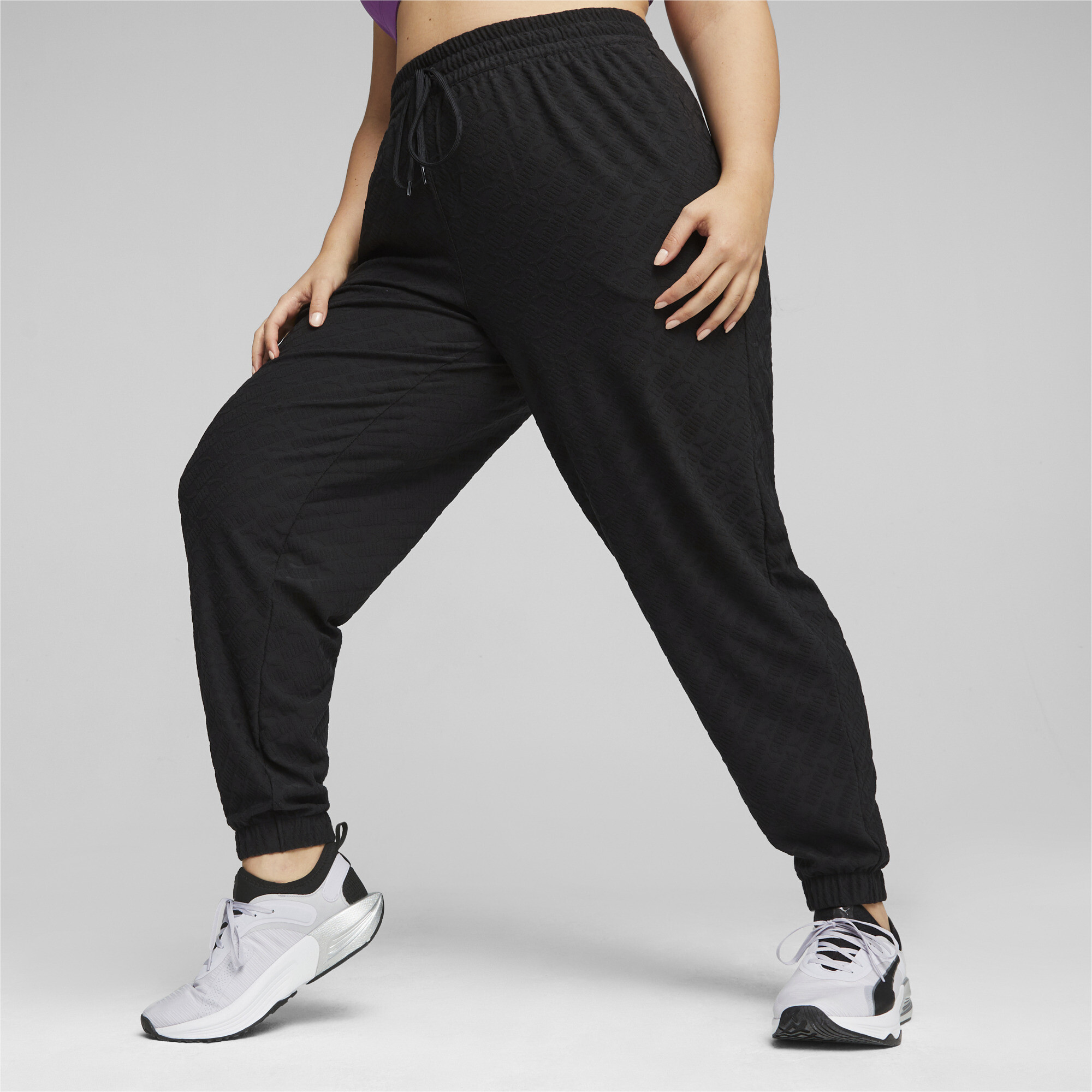 Women's PUMA Fit Training Branded Jogger In Black, Size XL
