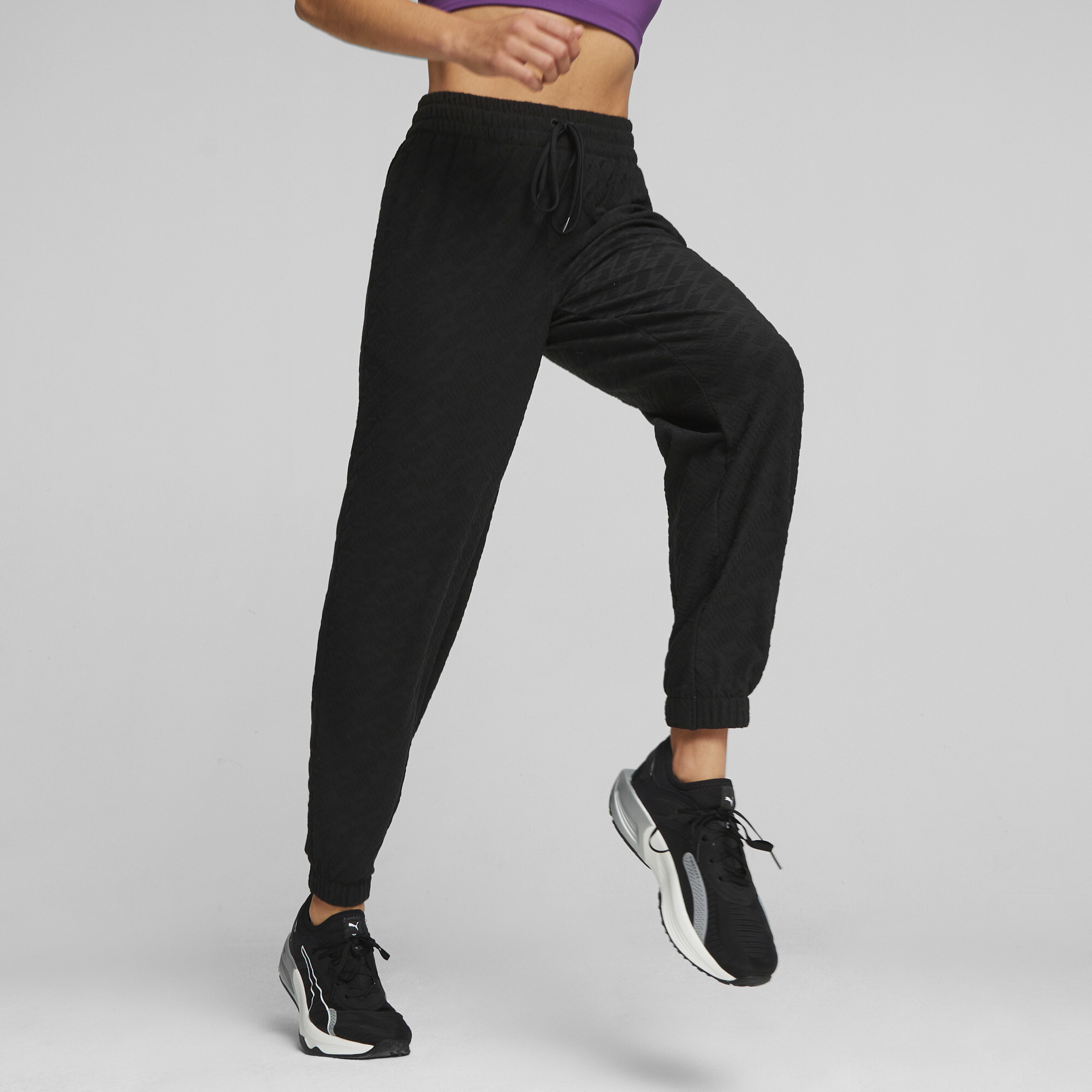 Women's PUMA Fit Training Branded Jogger In Black, Size Large, Polyester