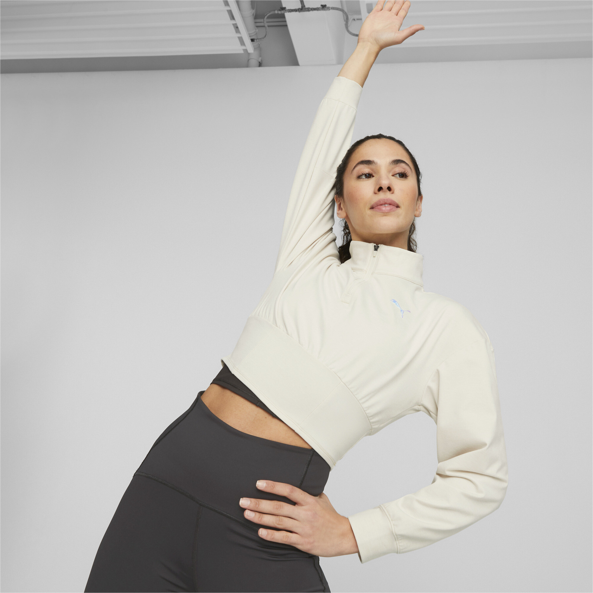 Cloudspun Fashion Half-Zip Training Sweatshirt | PUMA Women | Jackets