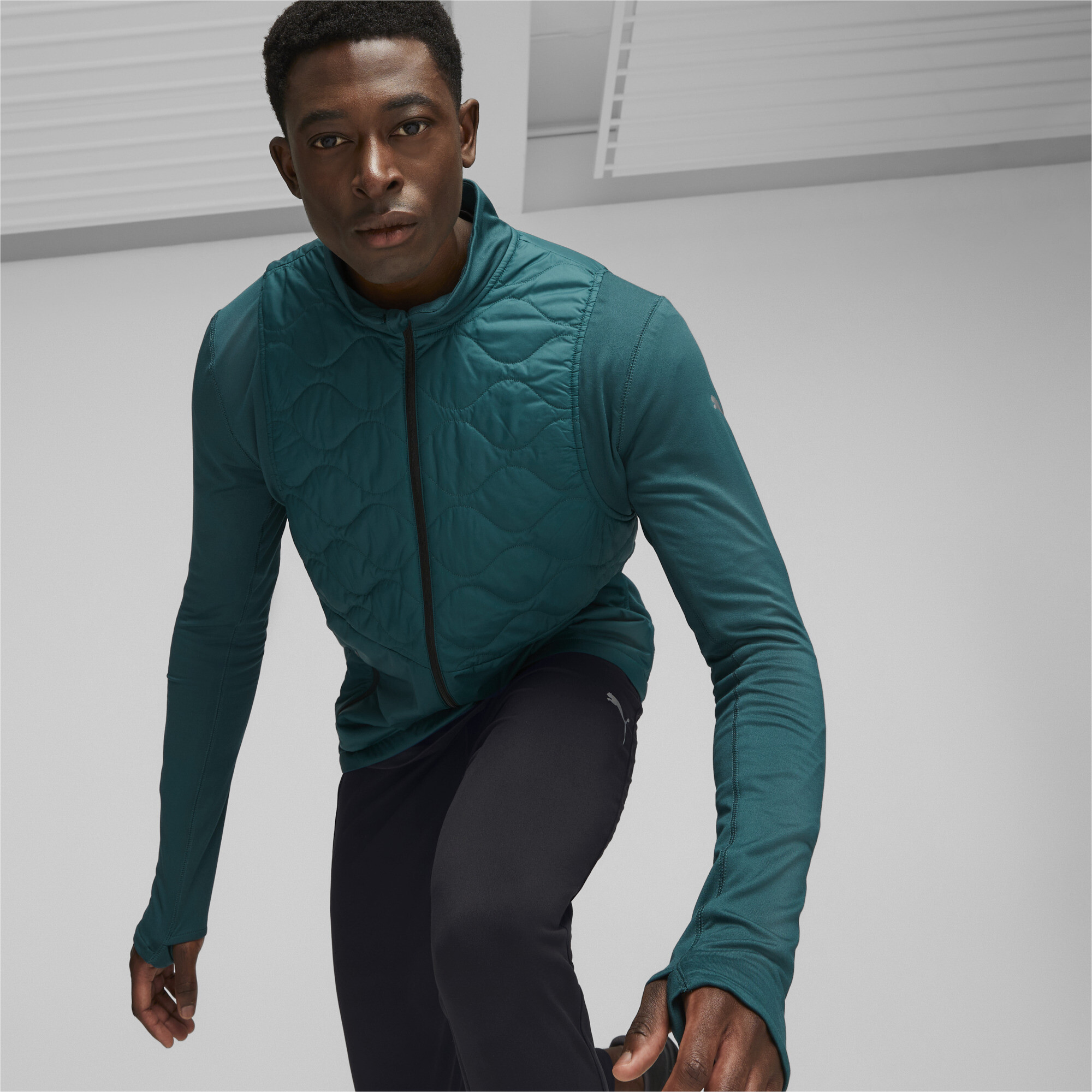 Men's Puma RUN CLOUDSPUN WRMLBL's Running Jacket, Green, Size M, Clothing