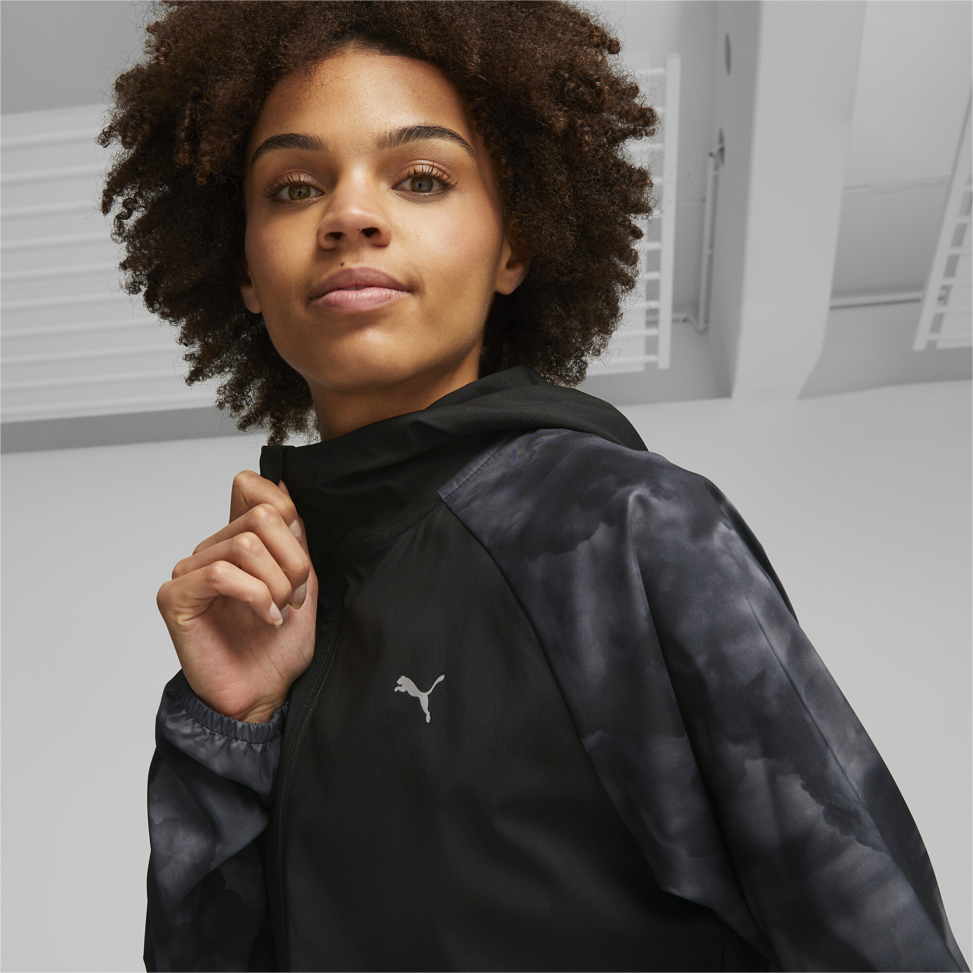 Women's Puma Favourite Velocity Printed Woven Running Jacket, Black, Size L, Clothing